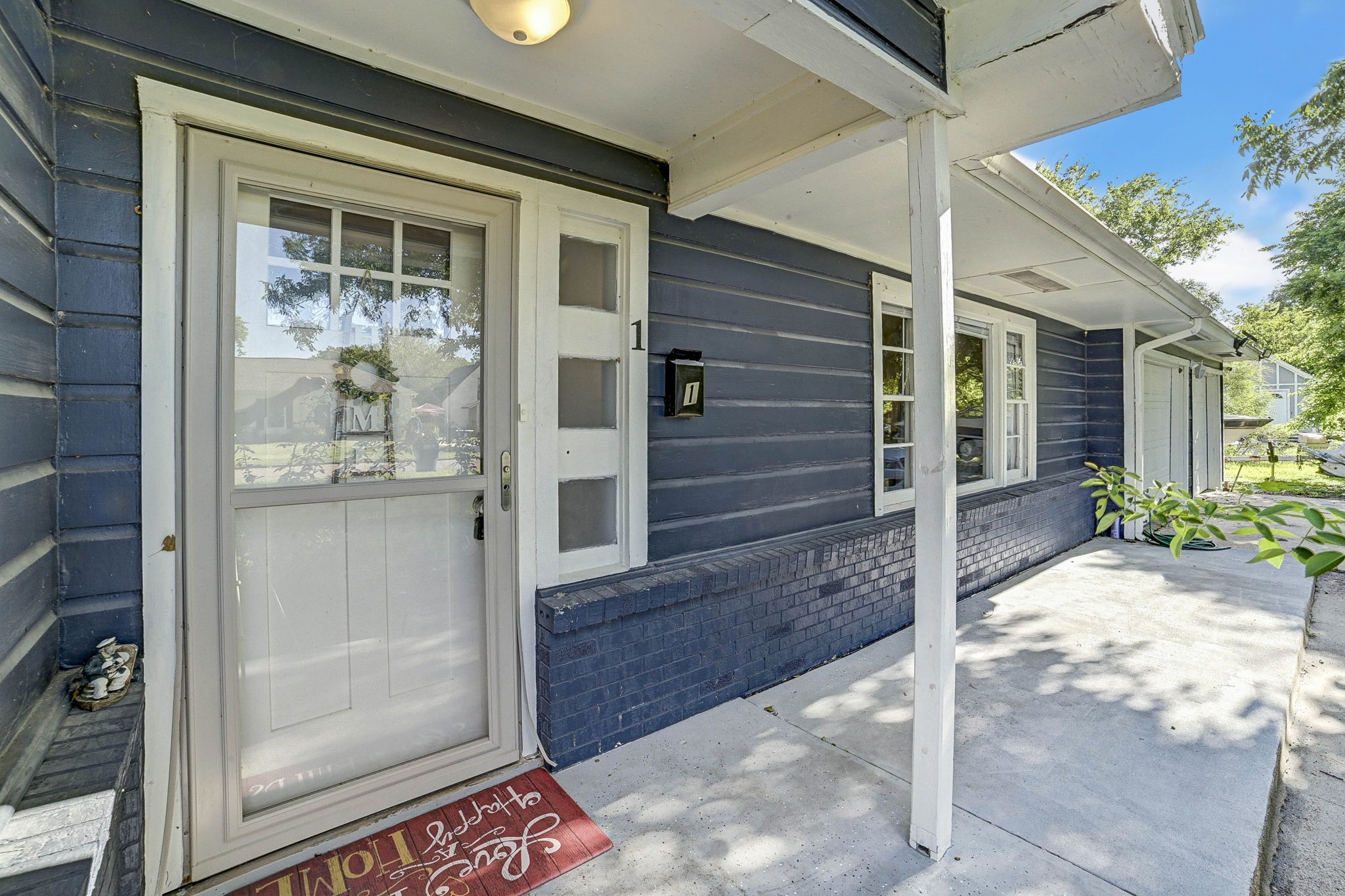 1 4th Avenue N, Texas City, TX 77590 1 4th Avenue N, Texas City, TX 77590