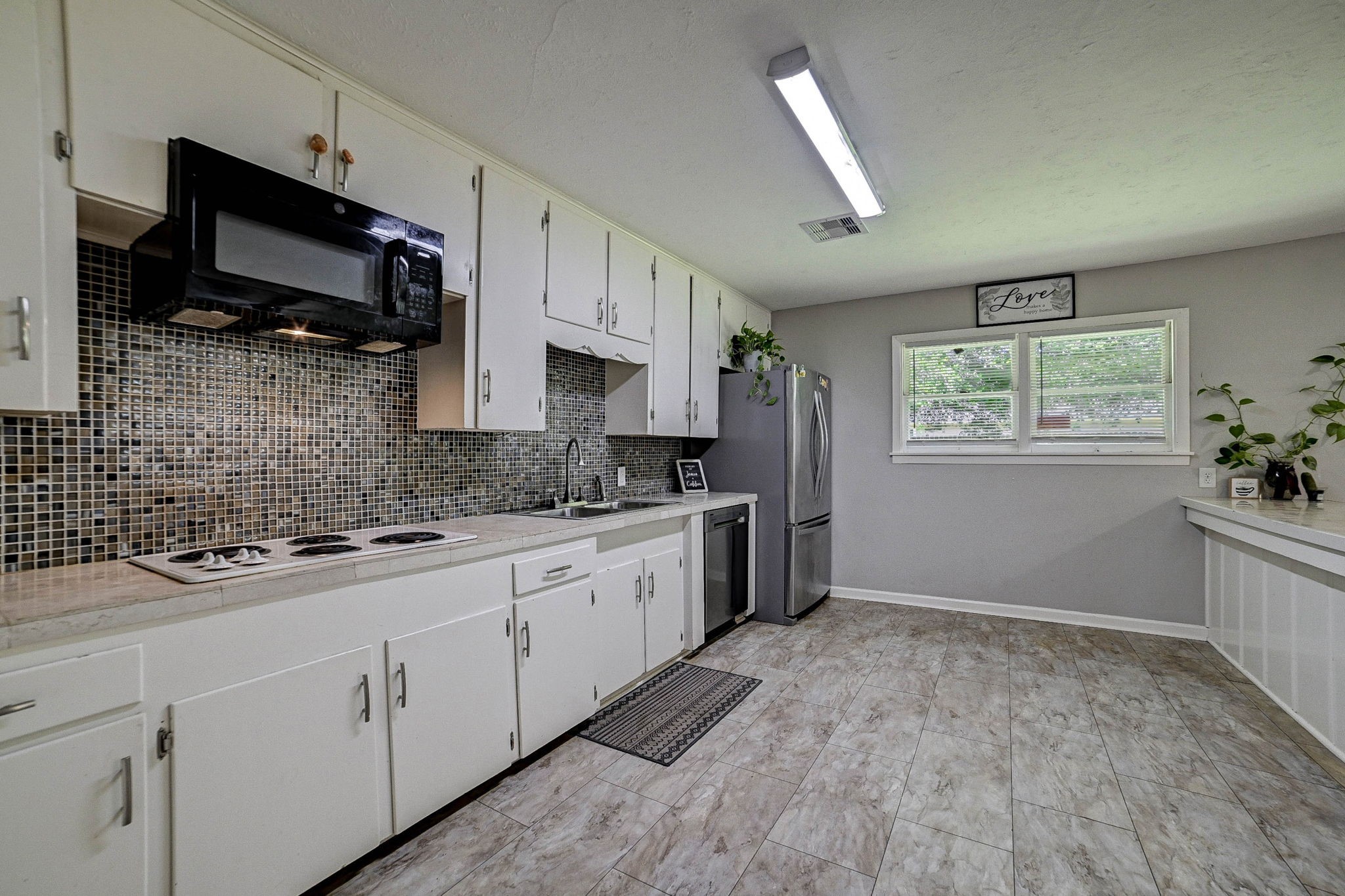1 4th Avenue N, Texas City, TX 77590