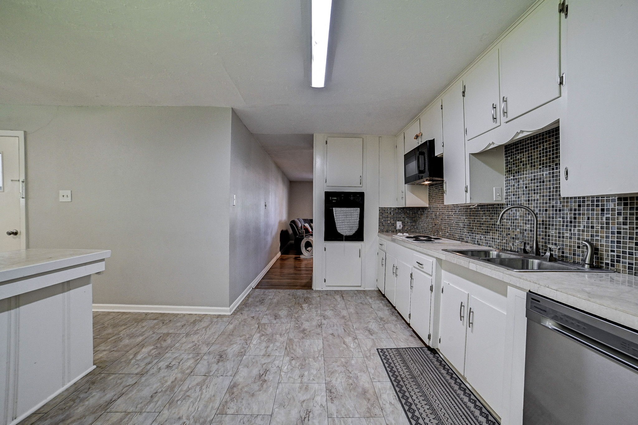 1 4th Avenue N, Texas City, TX 77590