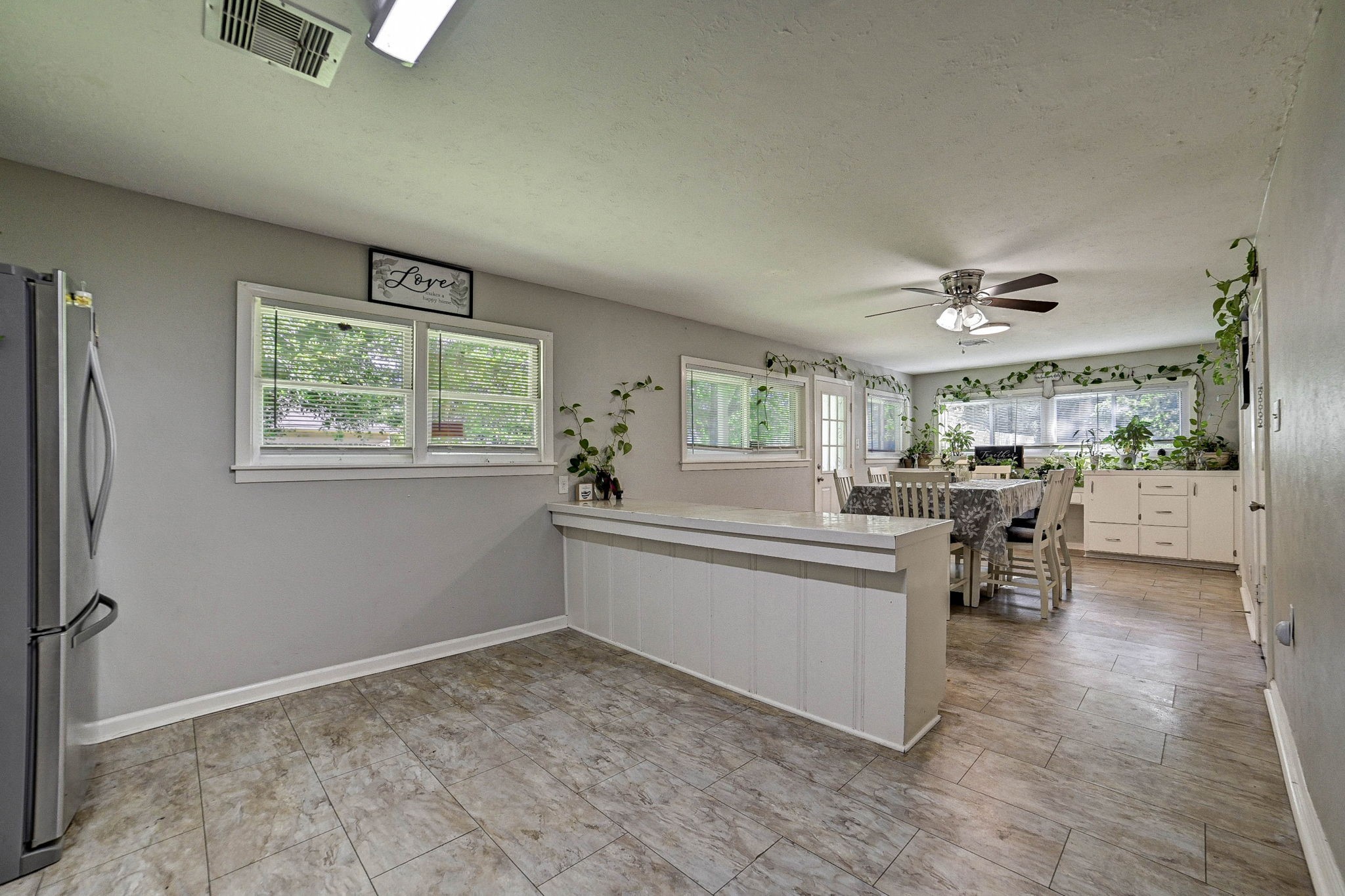 1 4th Avenue N, Texas City, TX 77590