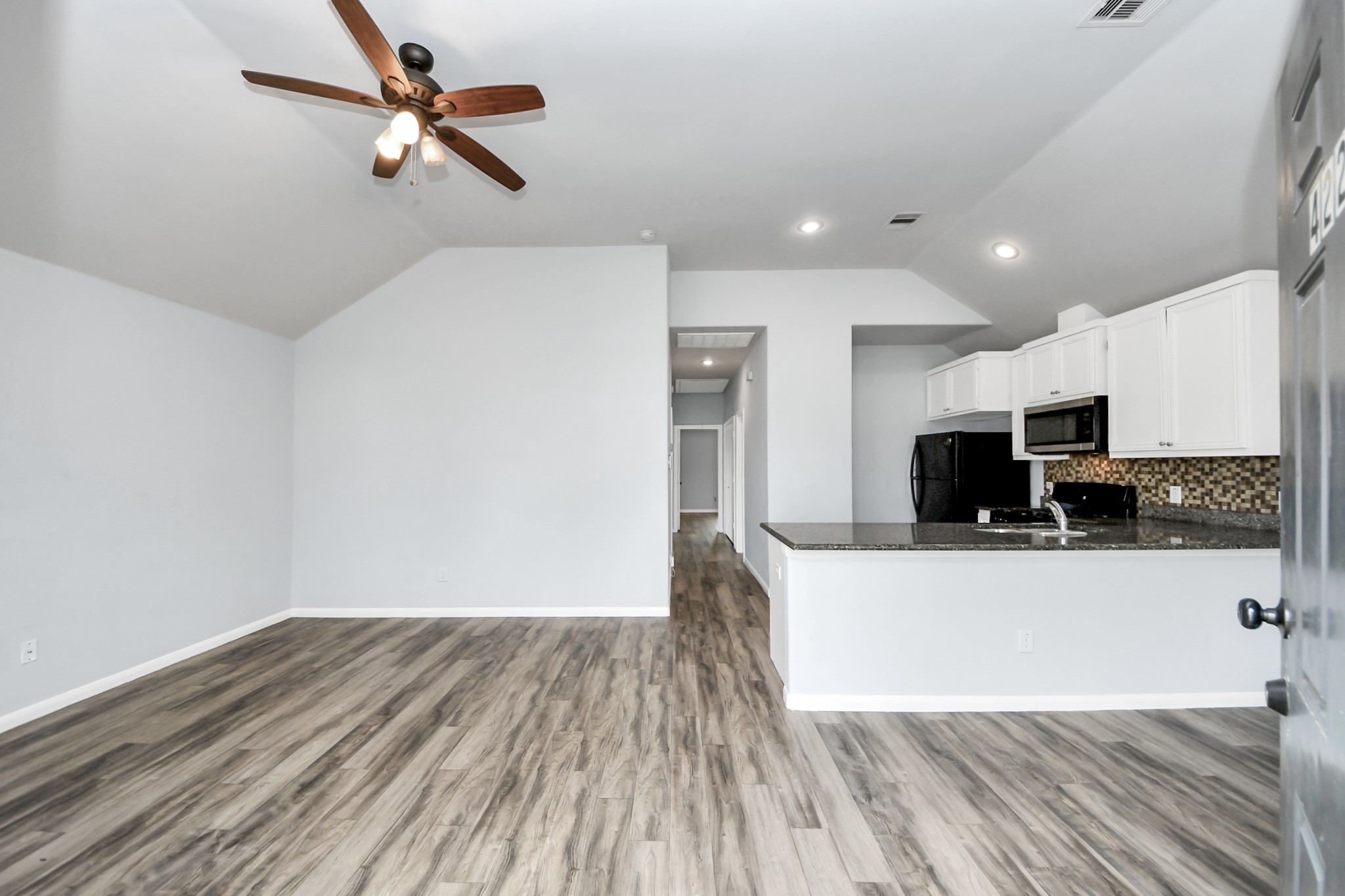 4222 Mallow Street, Houston, TX 77051 4222 Mallow Street, Houston, TX 77051