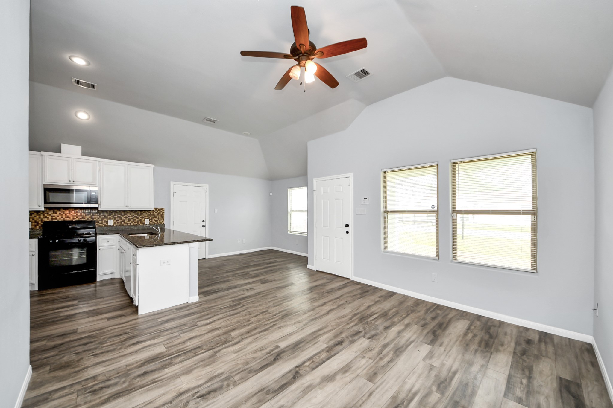 4222 Mallow Street, Houston, TX 77051 4222 Mallow Street, Houston, TX 77051