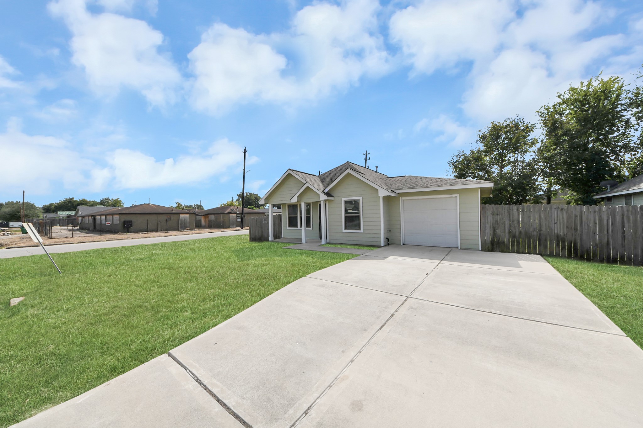4222 Mallow Street, Houston, TX 77051