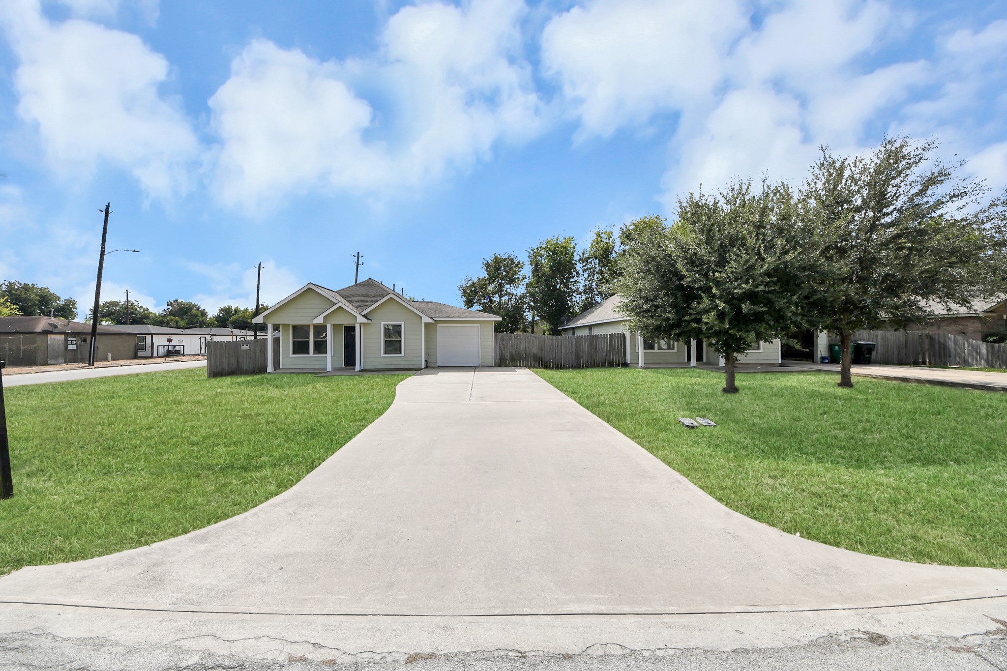 4222 Mallow Street, Houston, TX 77051