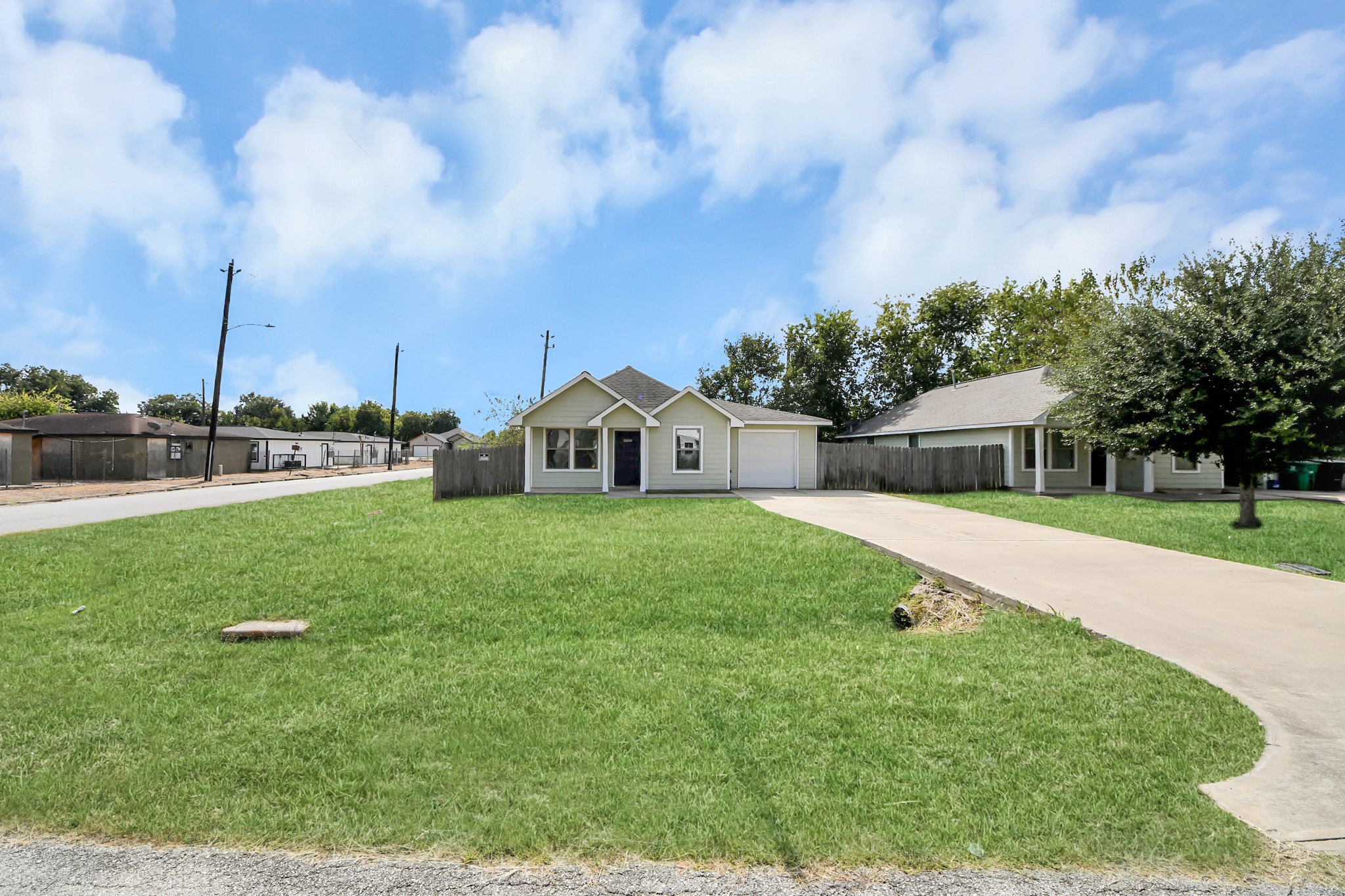 4222 Mallow Street, Houston, TX 77051