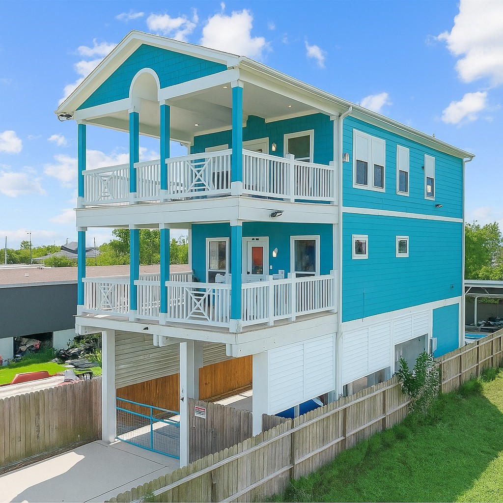 1012 22nd Street, #D, Dickinson, TX 77539