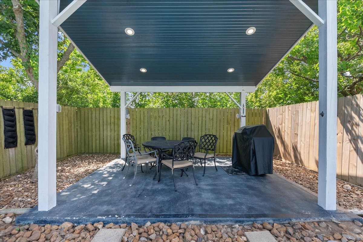 1012 22nd Street, #D, Dickinson, TX 77539