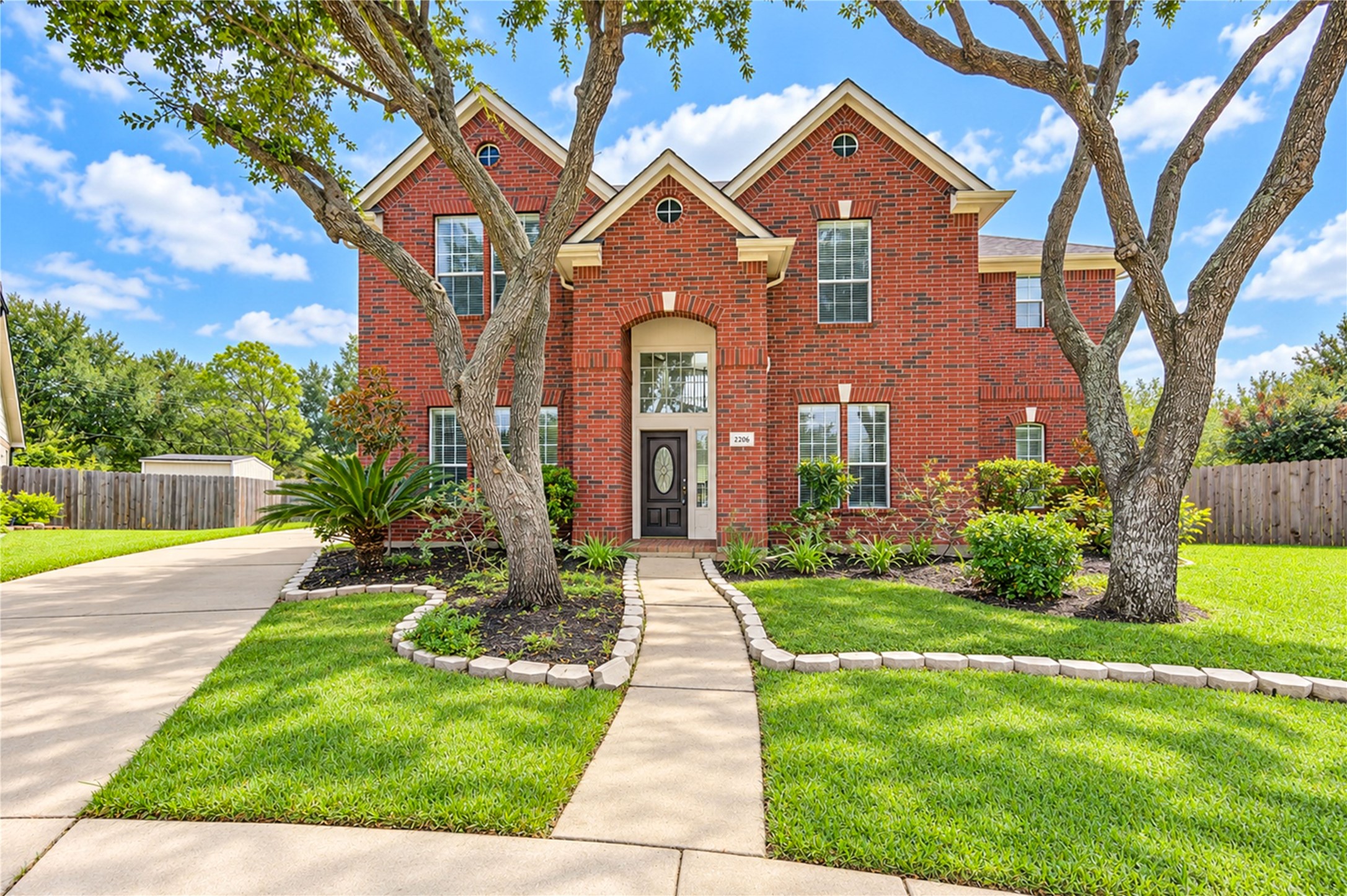 2206 Desert Vine Court, Sugar Land, TX 77498
