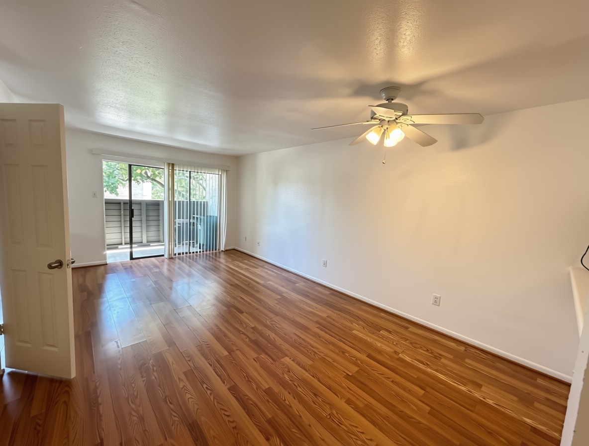 3015 Walnut Bend Ln, #apt 26, Houston, TX 77042