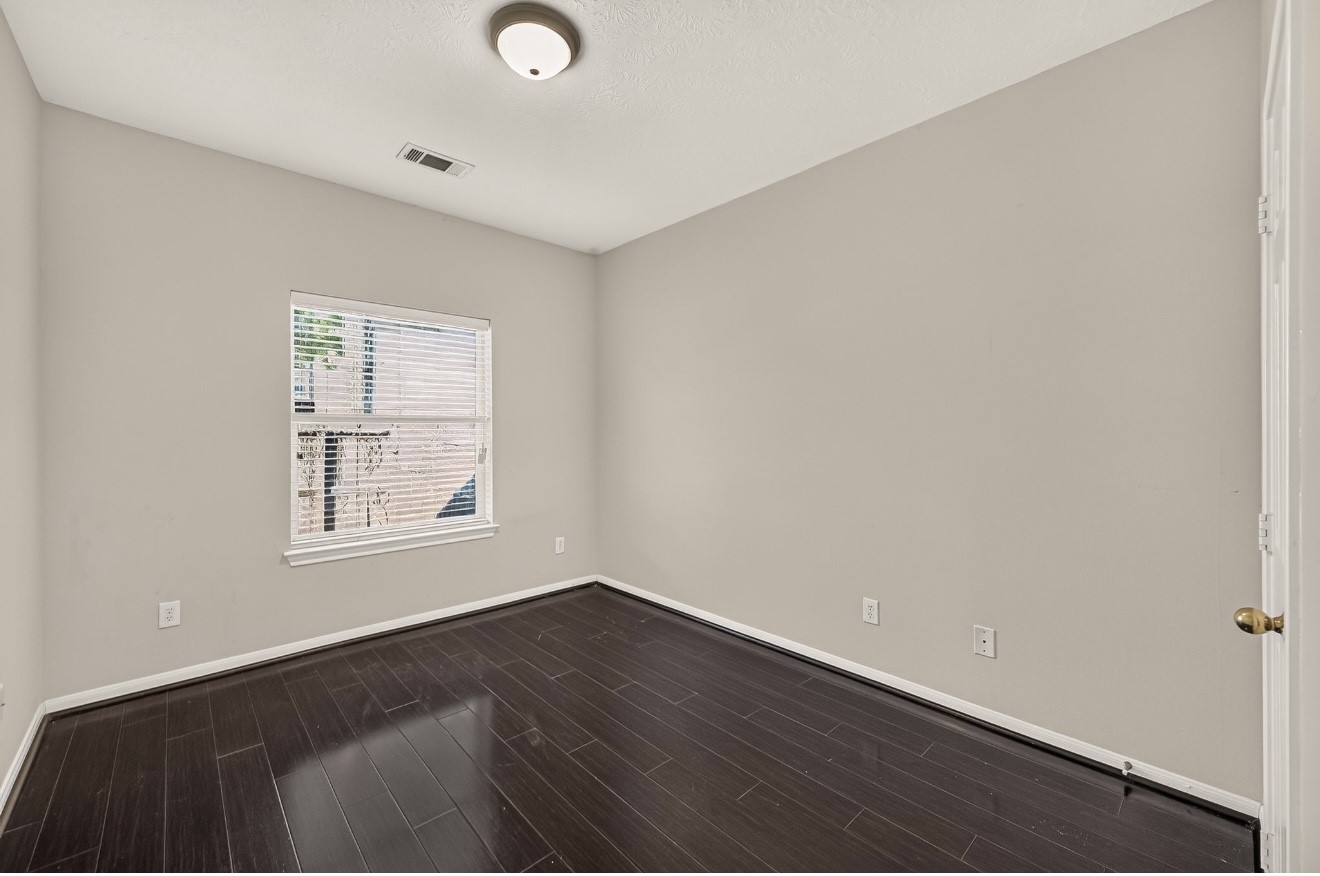 2902 Tara Gables Ct, Houston, TX 77082