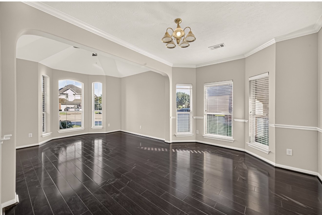 2902 Tara Gables Ct, Houston, TX 77082