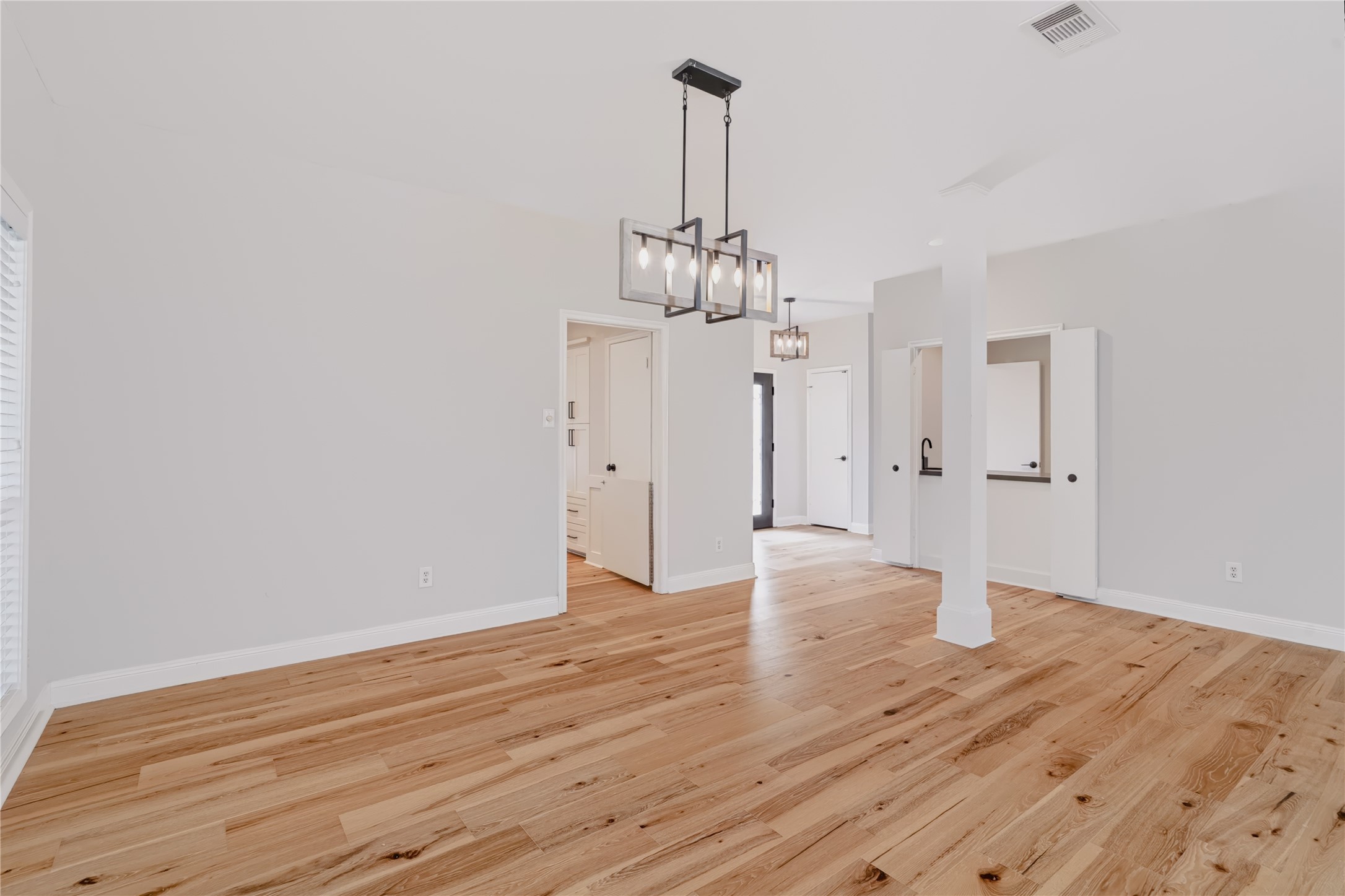 3323 Country Club Boulevard, Stafford, TX 77477