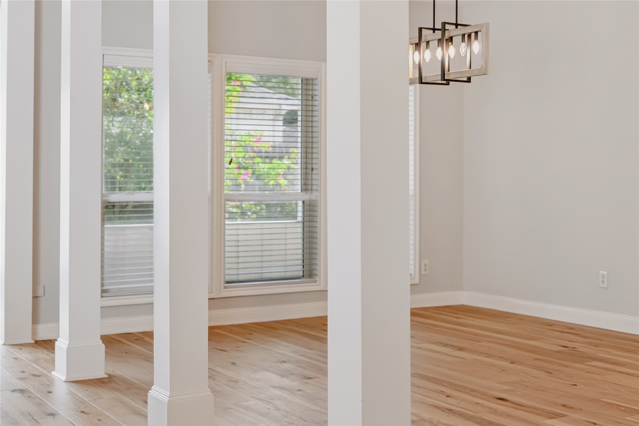 3323 Country Club Boulevard, Stafford, TX 77477