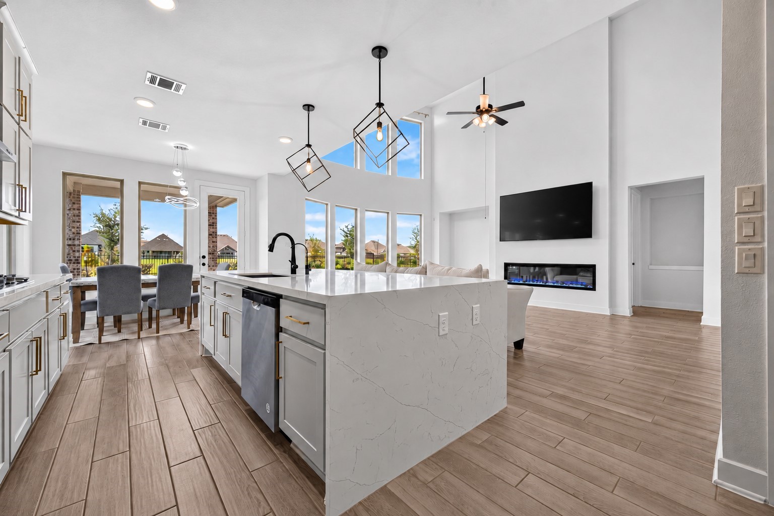 2511 Falling Fig Lane, Richmond, TX 77406