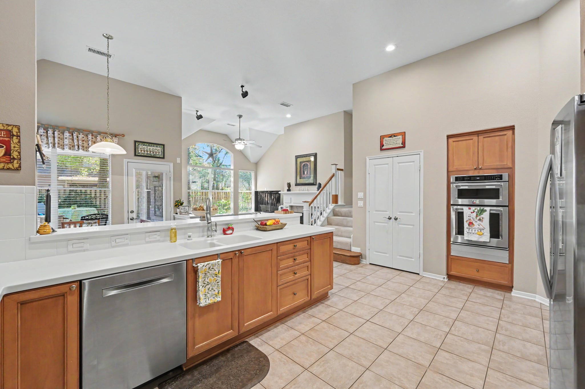43 S Plum Crest Circle, The Woodlands, TX 77382