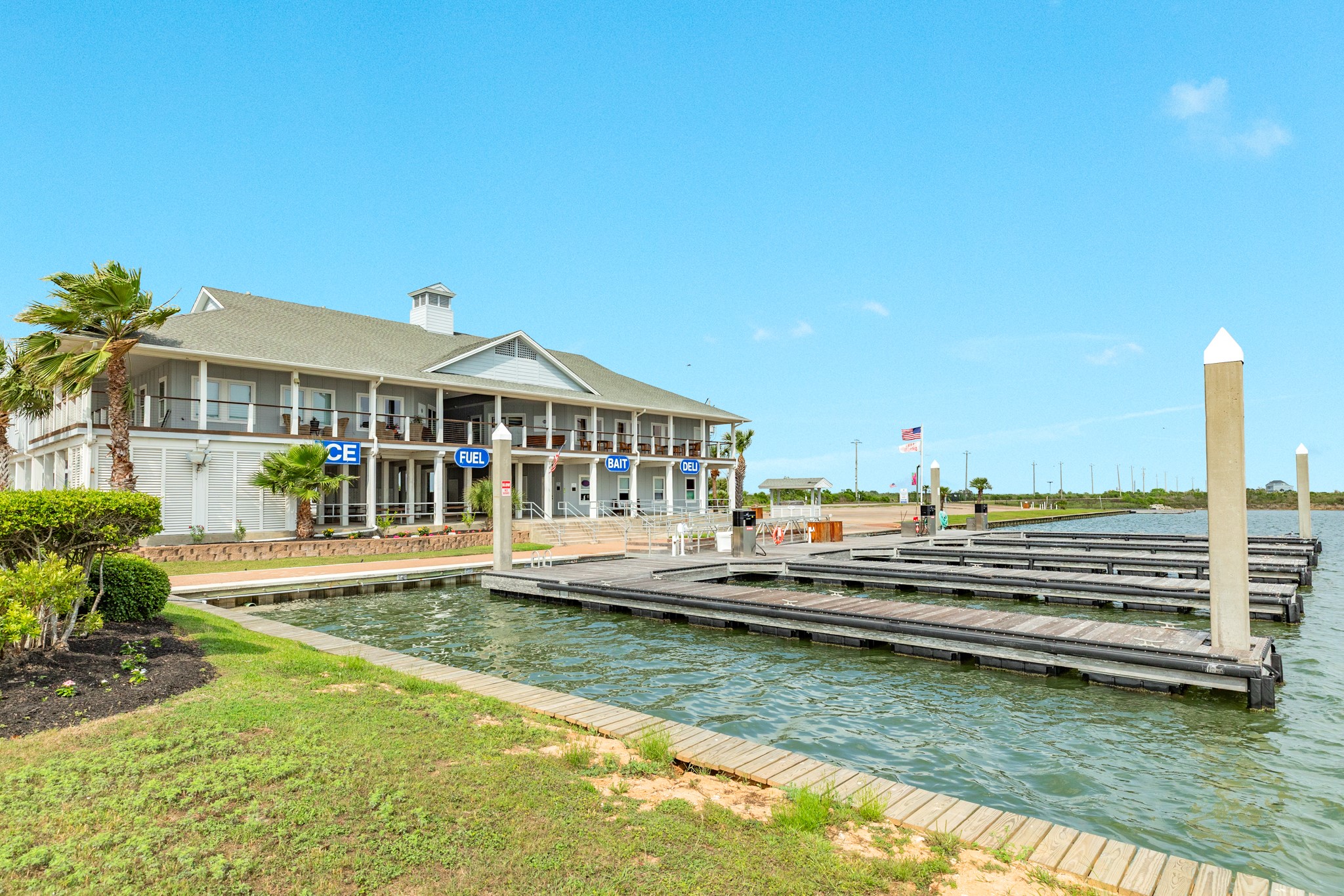 Boat loading and boating supplies within the neighborhood