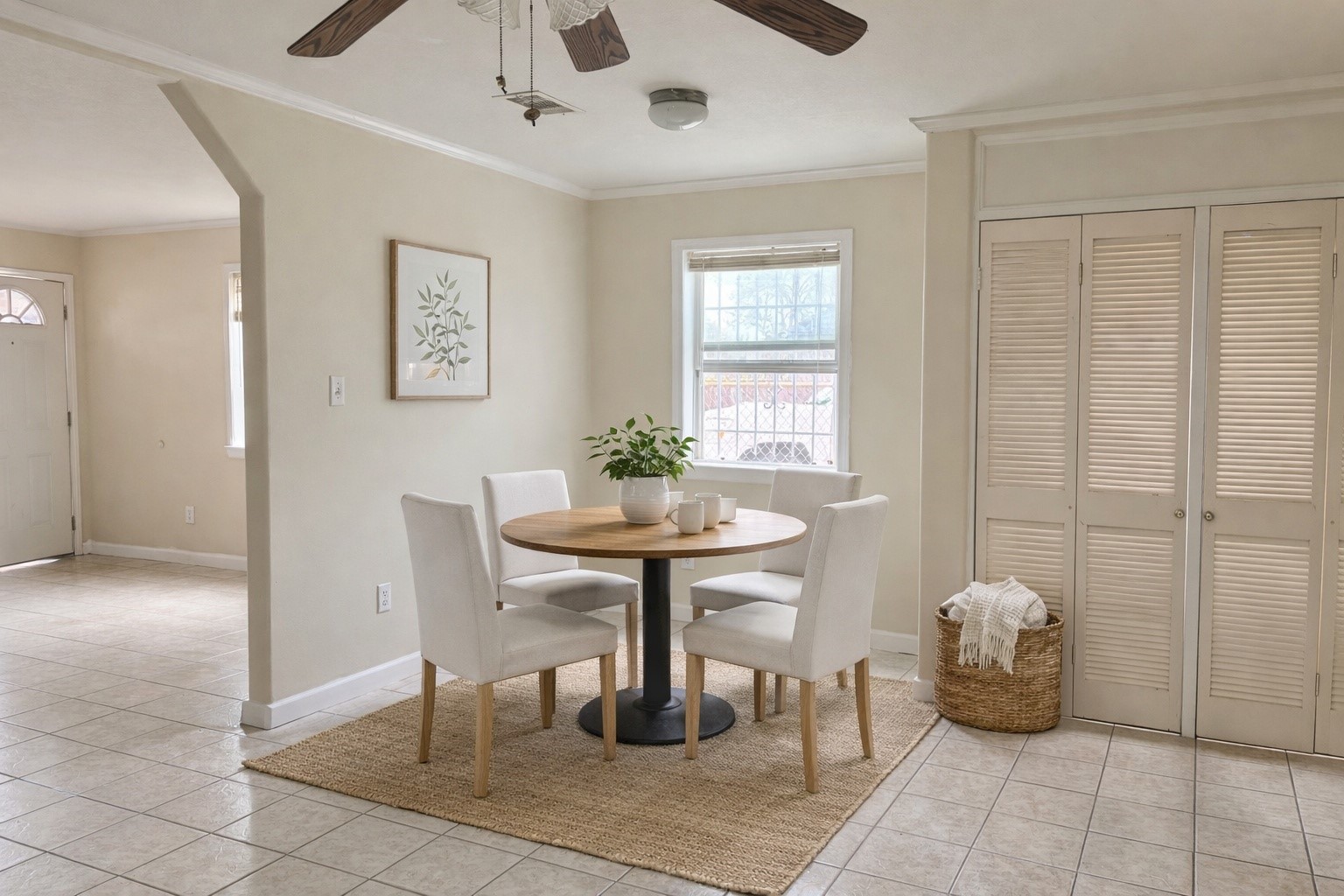 Virtually staged kitchen breakfast space