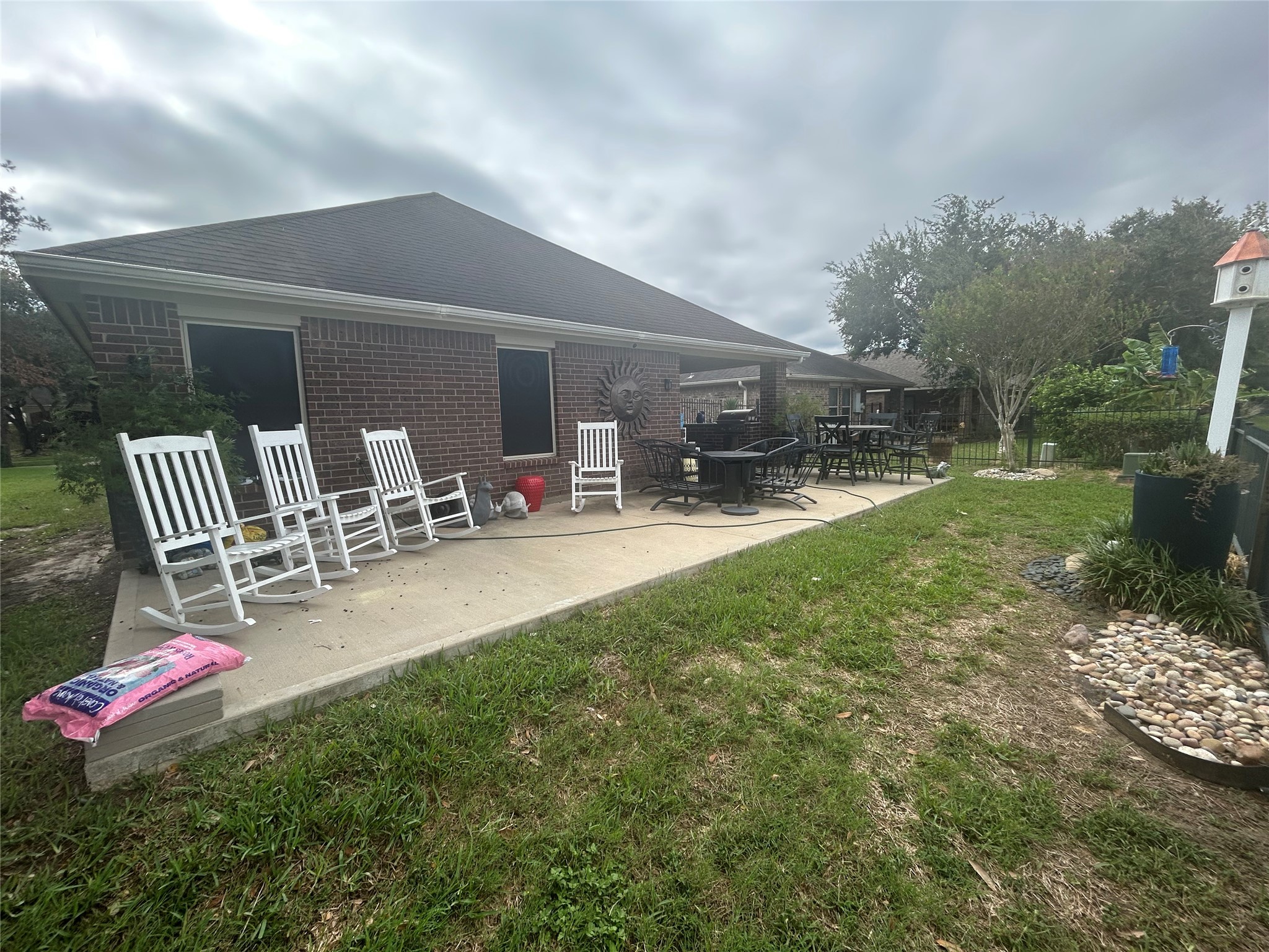 Left view of extended patio
