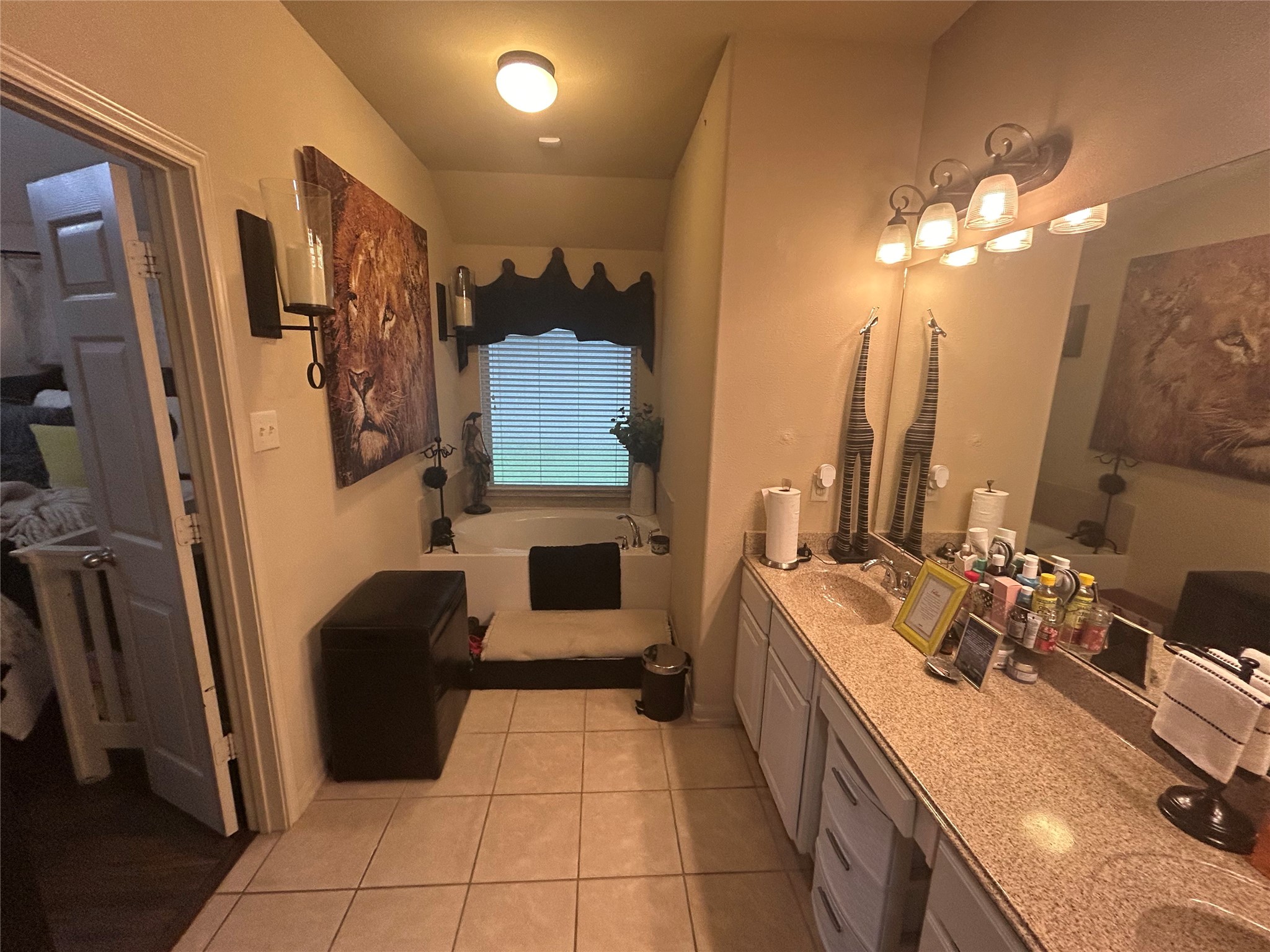 Separate tub area in primary bathroom