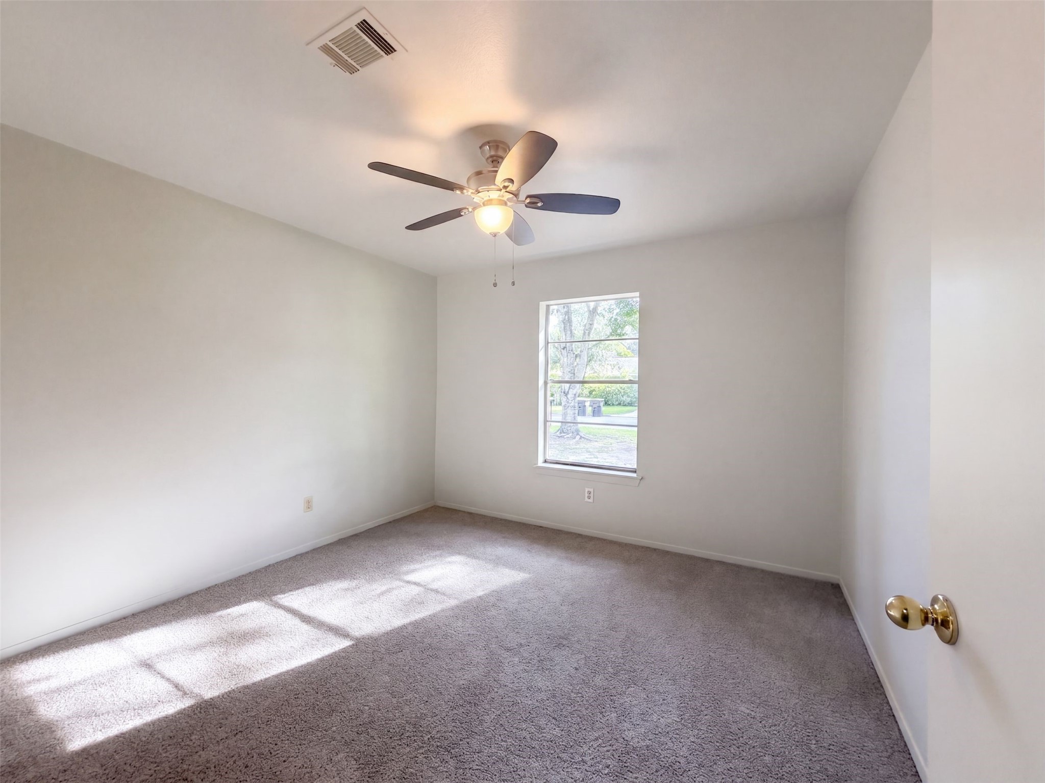 3506 Oxford Road, Alvin, TX 77511