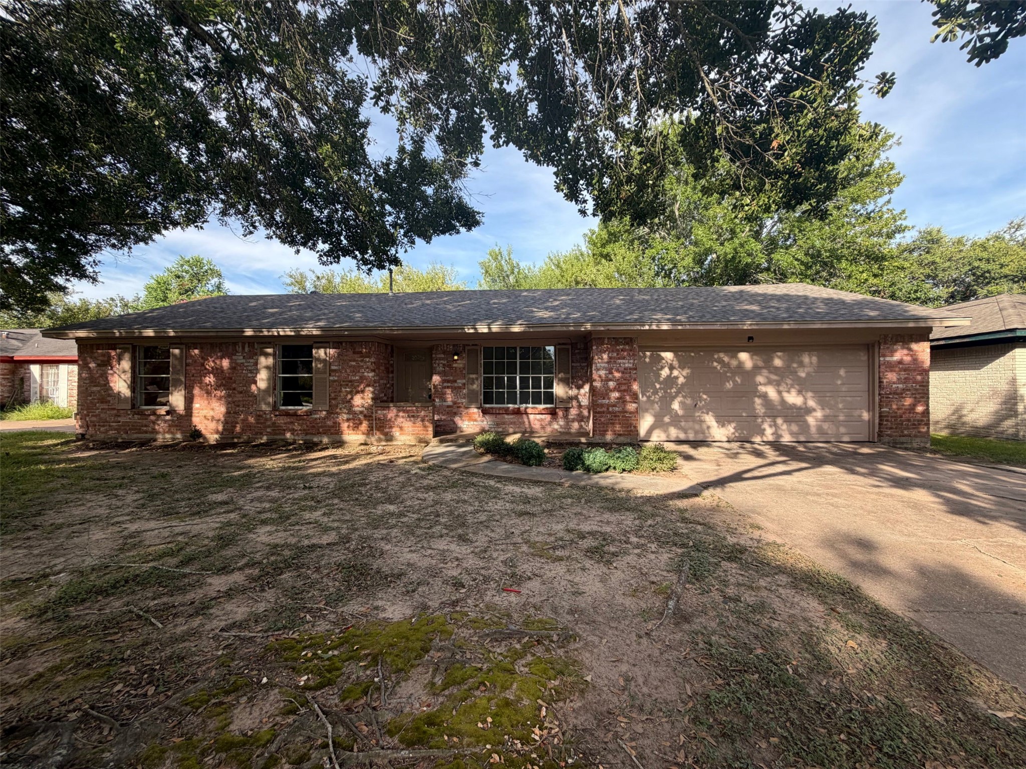 3506 Oxford Road, Alvin, TX 77511 3506 Oxford Road, Alvin, TX 77511
