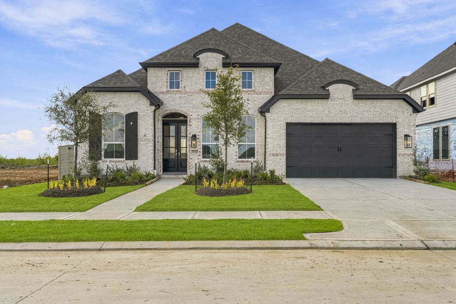 Stunning curb appeal