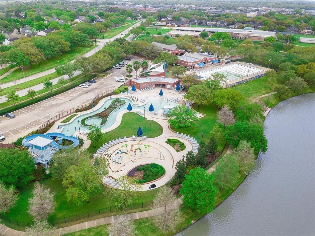Aquatic community center