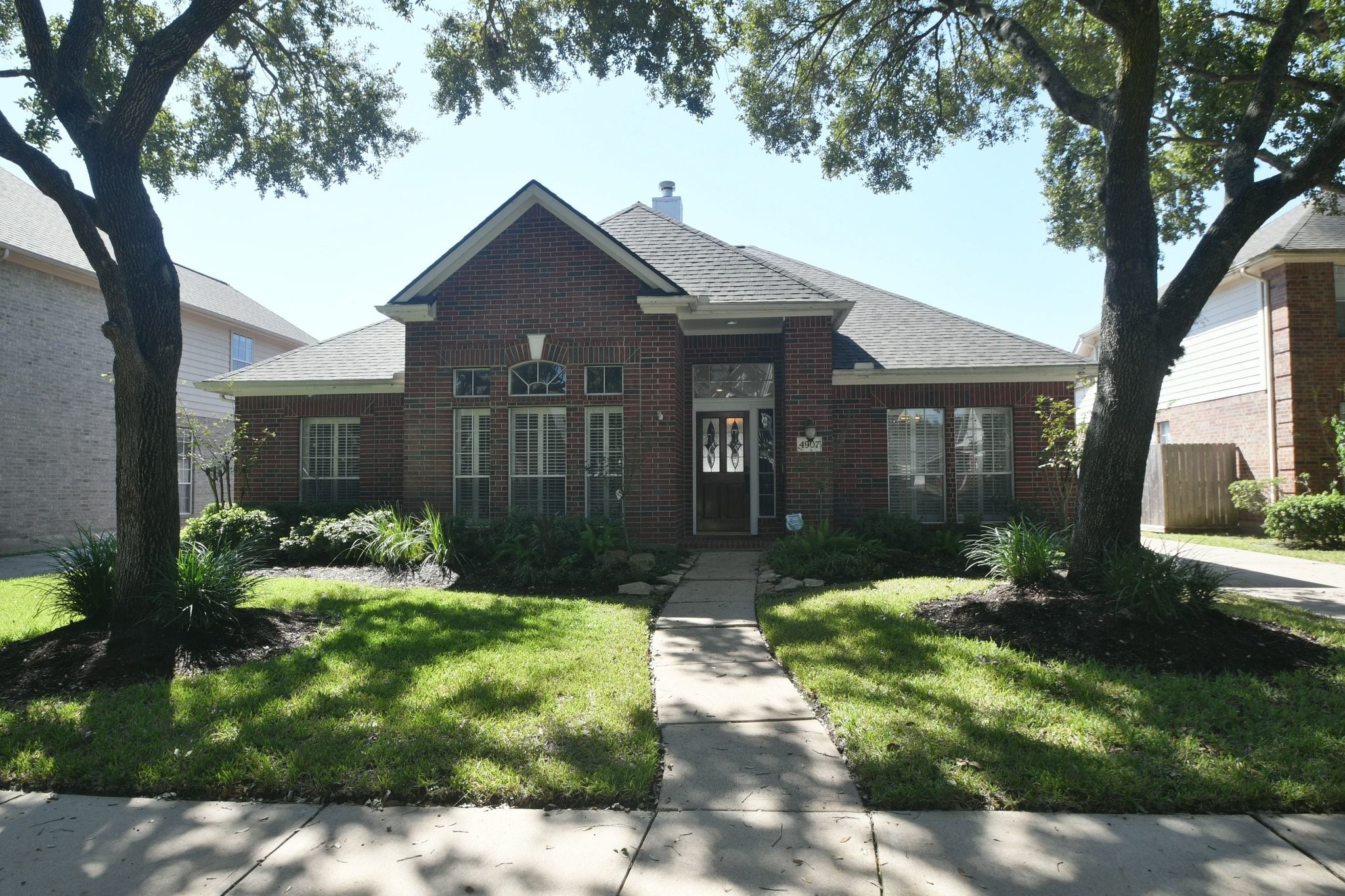 4907 Bend Court, Sugar Land, TX 77478