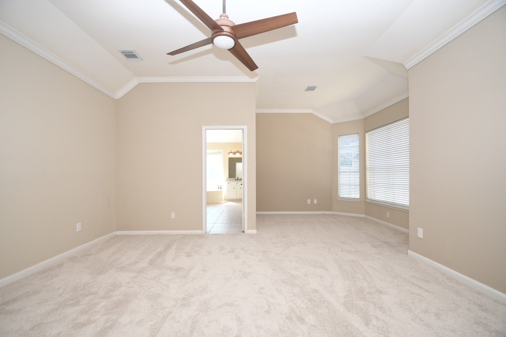 4907 Bend Court, Sugar Land, TX 77478