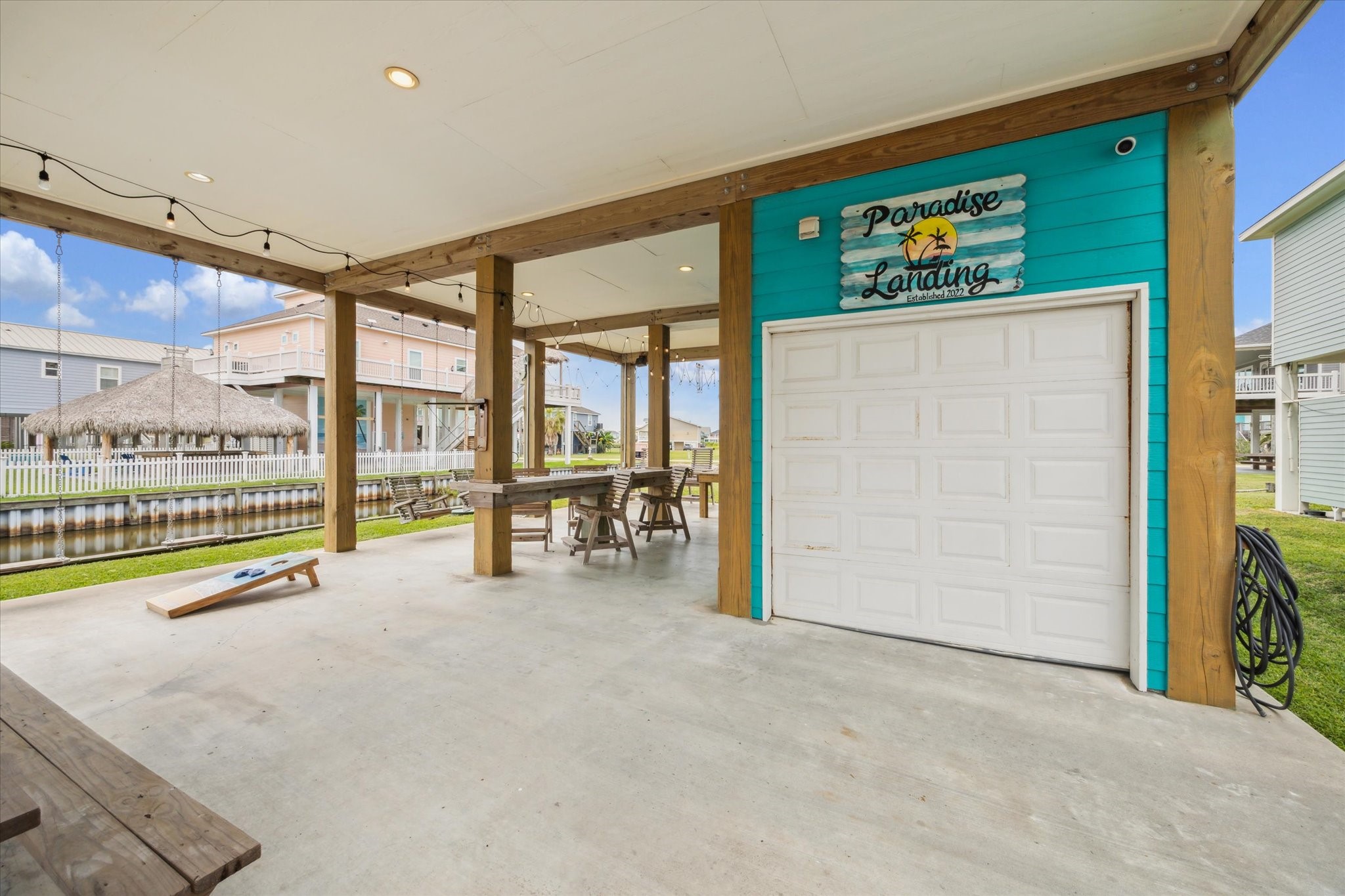 So much room for activites! BRAND NEW garage door! So much room for activites! BRAND NEW garage door!
