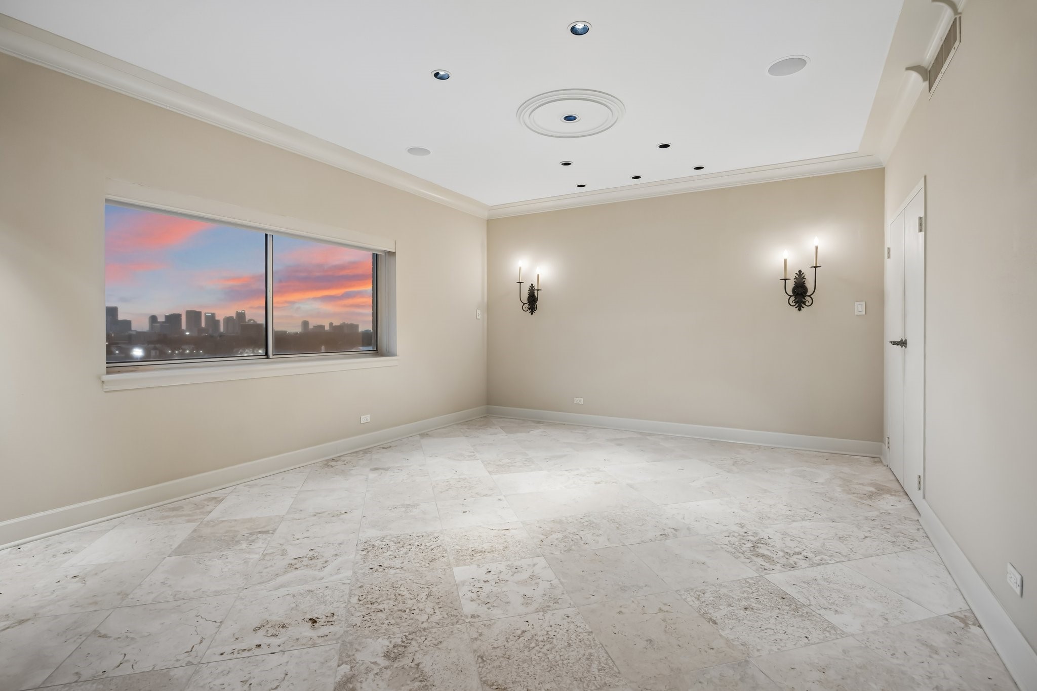 2929 Buffalo Speedway, #A902, Houston, TX 77098