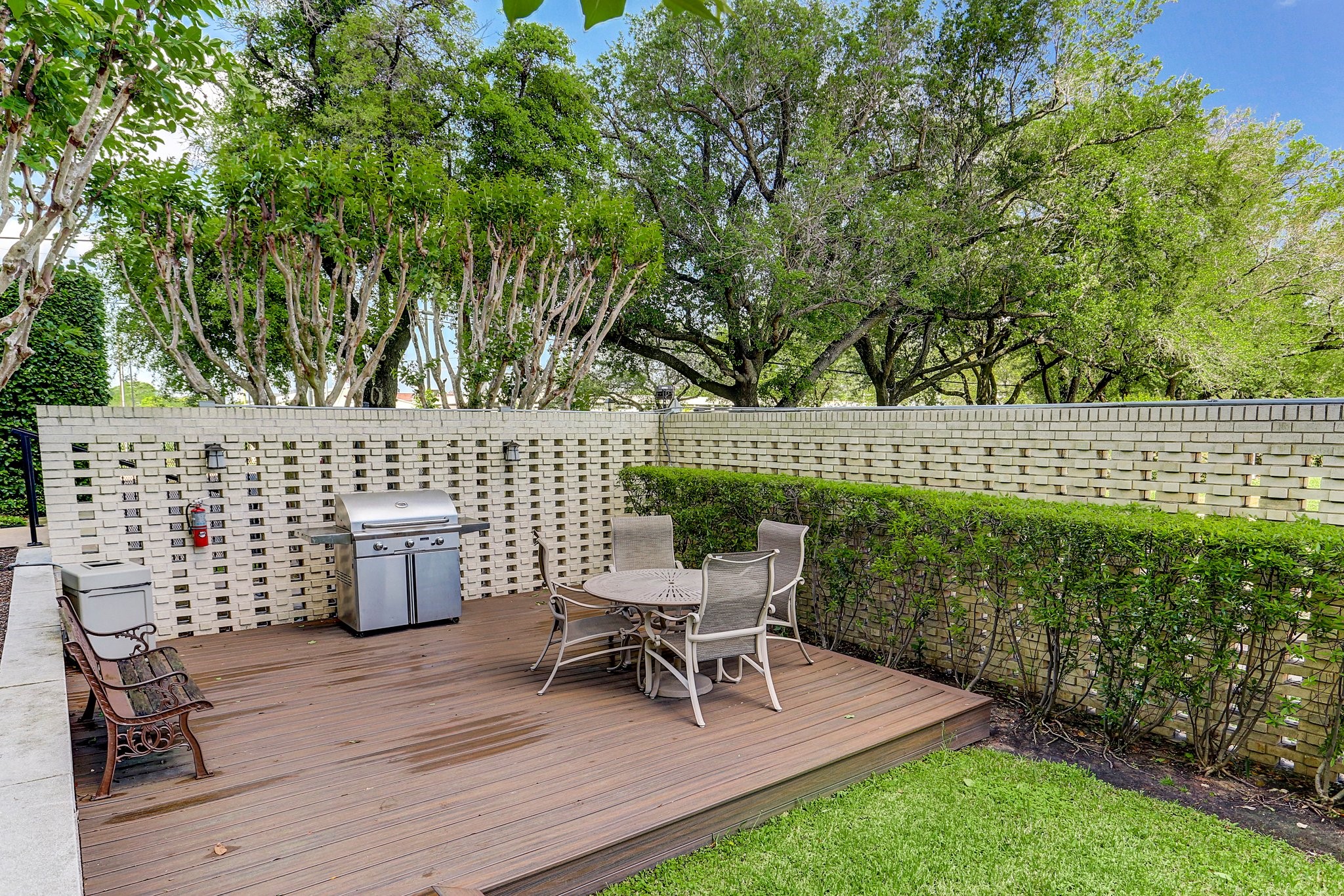 2929 Buffalo Speedway, #A902, Houston, TX 77098