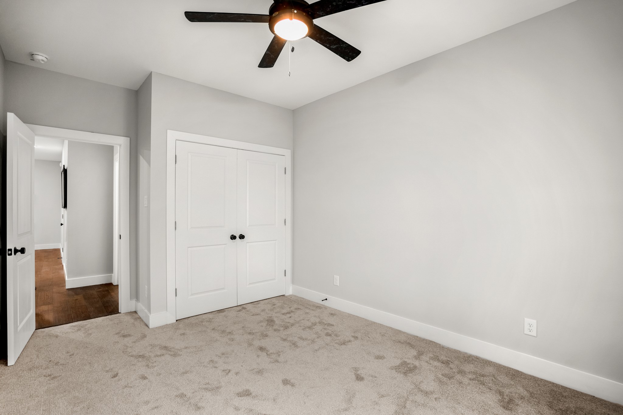From vibrant accent walls to spacious closets, these rooms provide a welcoming retreat where individuals can express their unique personalities and feel right at home. Photos are of previous model home.