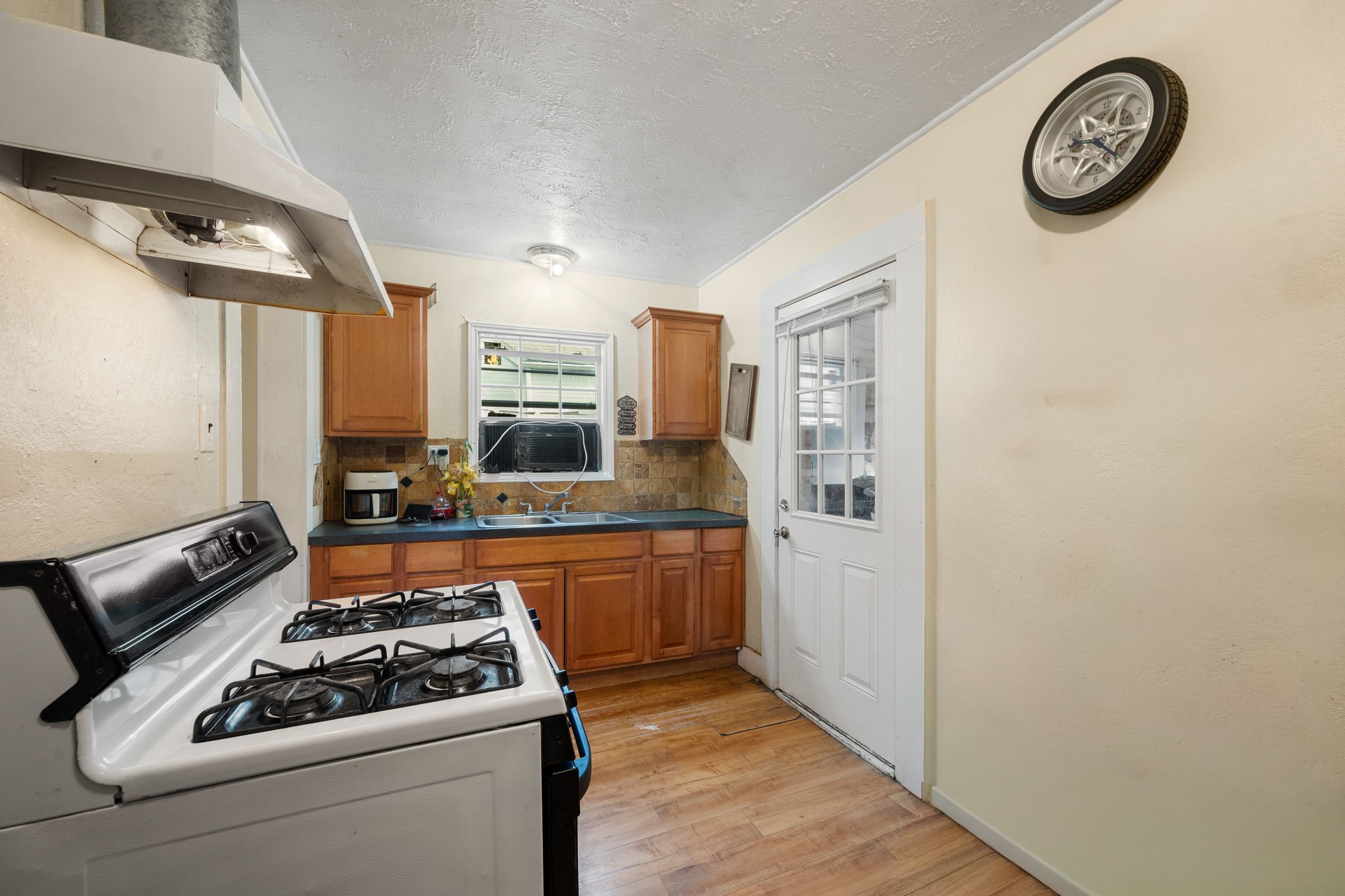 1821 Hatwell Street, Houston, TX 77023