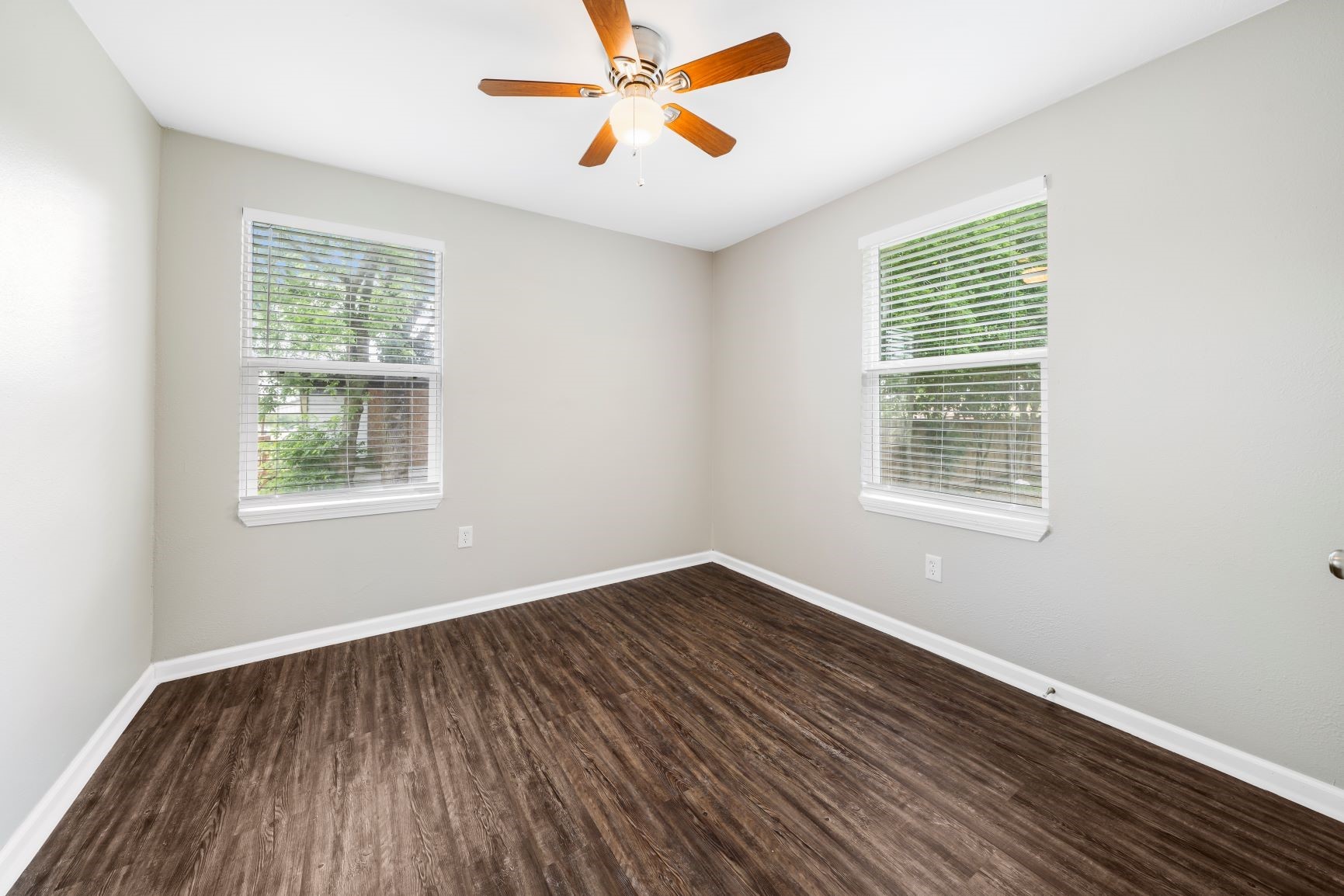 1109 W 10th Street, Freeport, TX 77541
