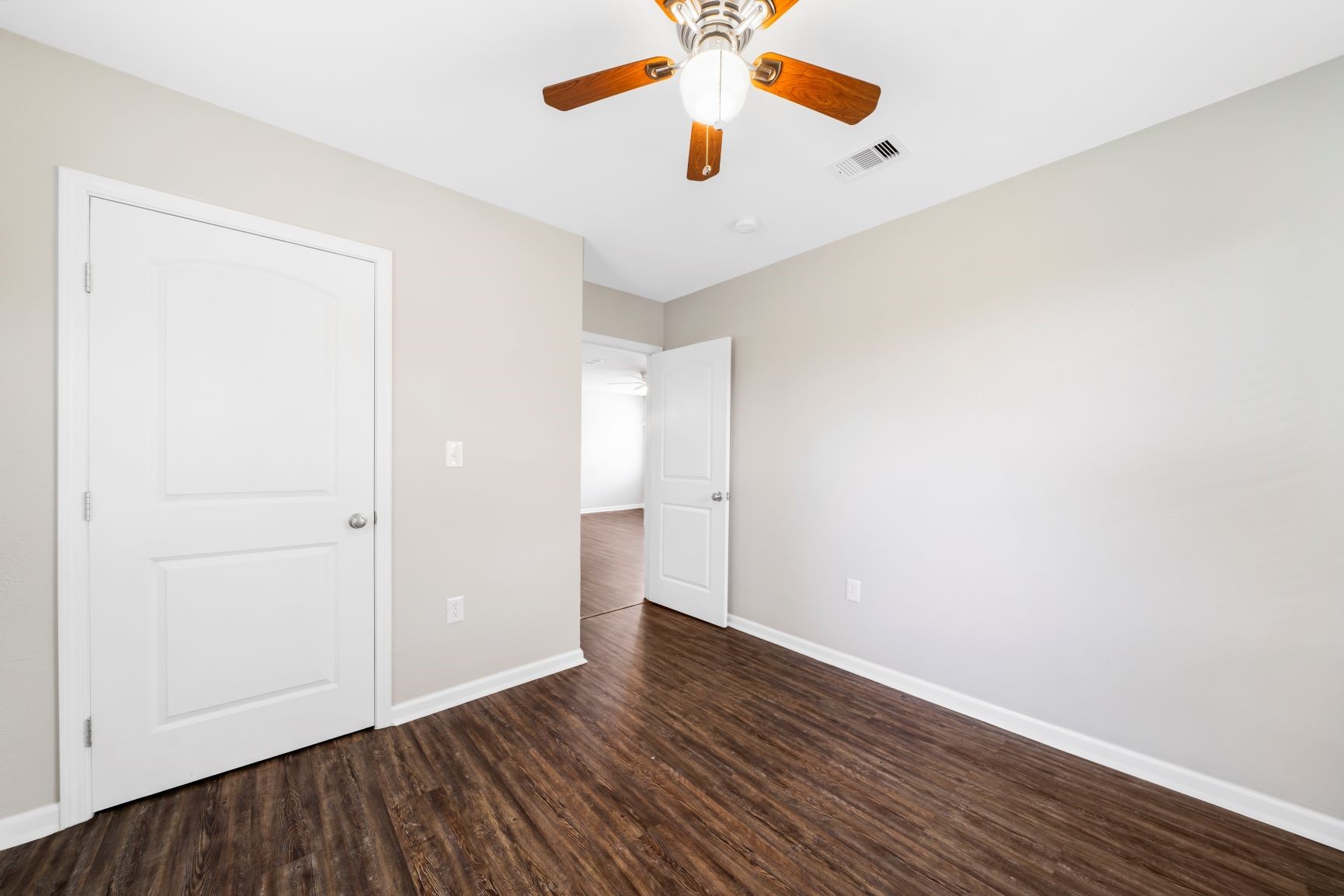 1109 W 10th Street, Freeport, TX 77541