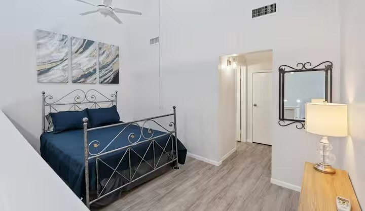 Secondary bedroom in the loft