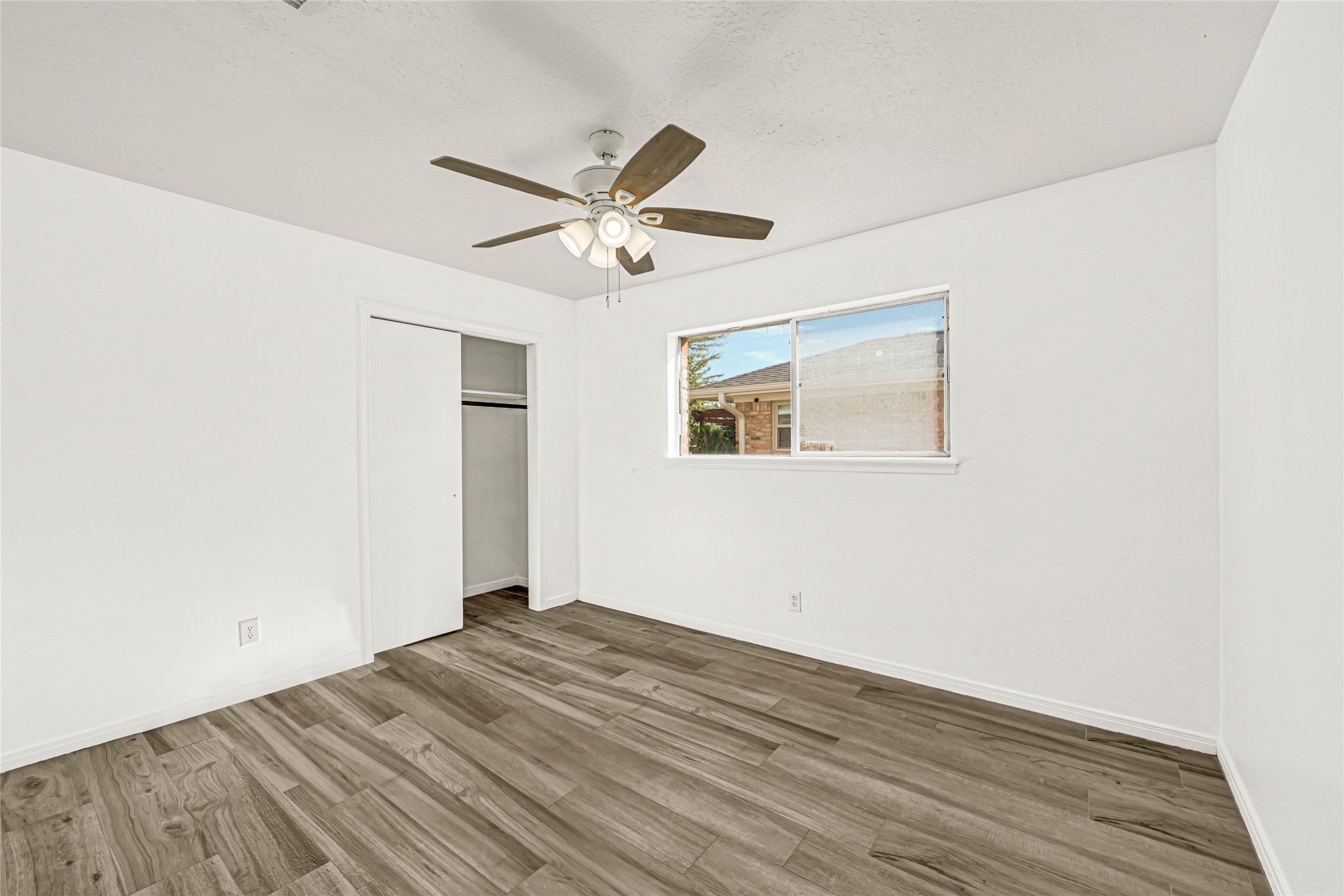 1611 Droxford Drive, Houston, TX 77008