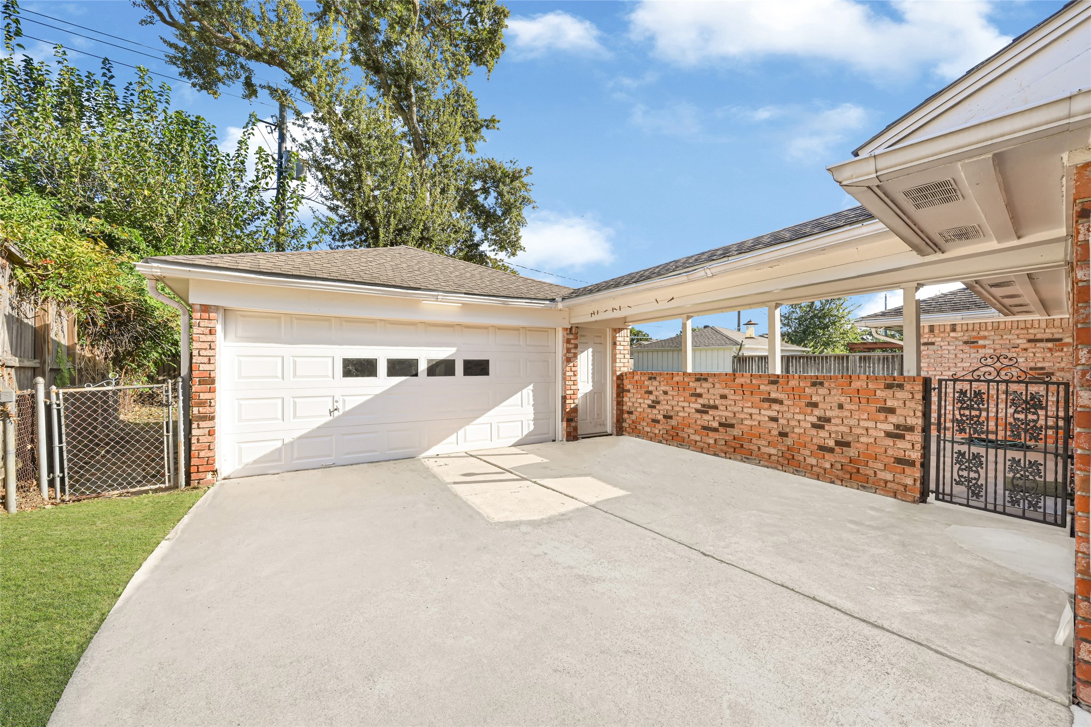 1611 Droxford Drive, Houston, TX 77008
