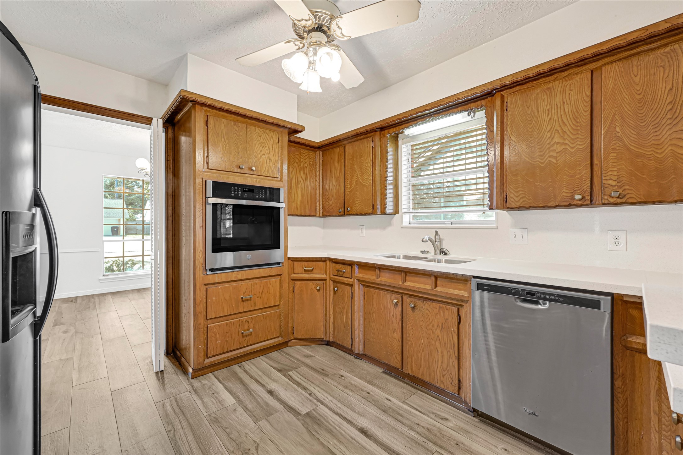 1611 Droxford Drive, Houston, TX 77008