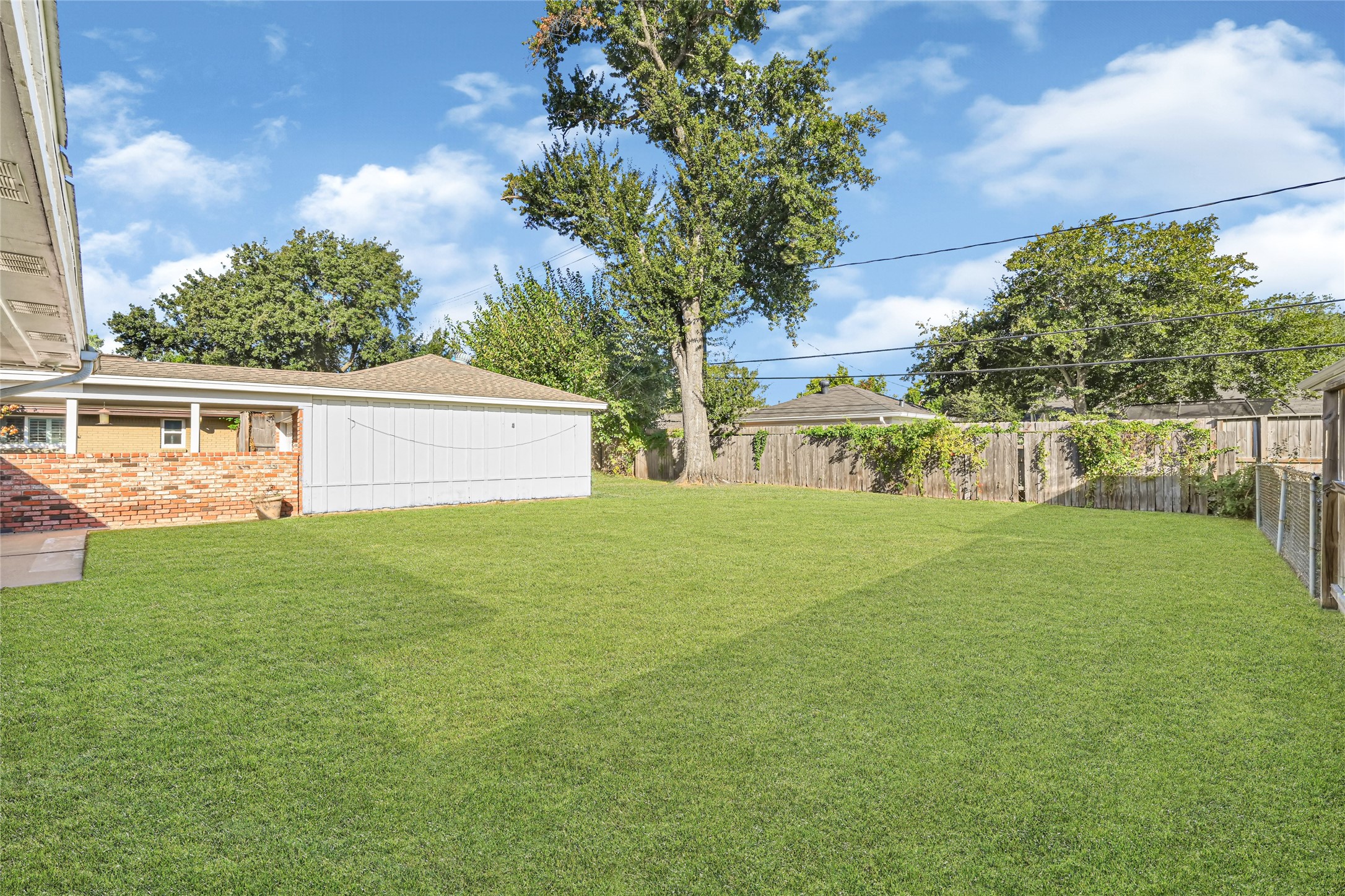 1611 Droxford Drive, Houston, TX 77008