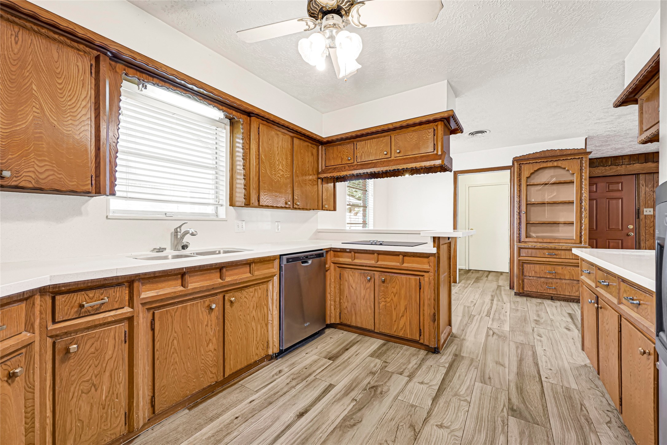 1611 Droxford Drive, Houston, TX 77008