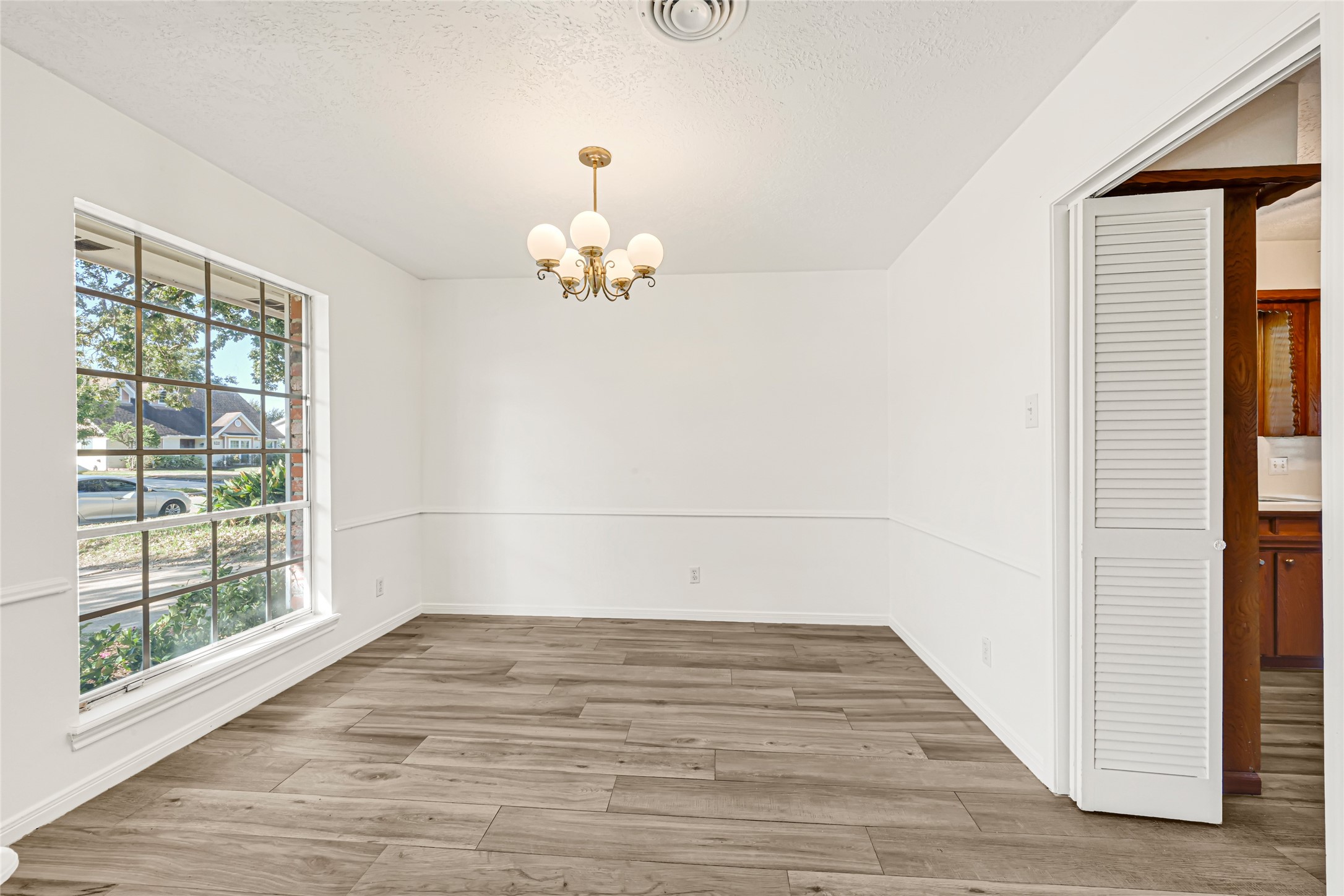 1611 Droxford Drive, Houston, TX 77008
