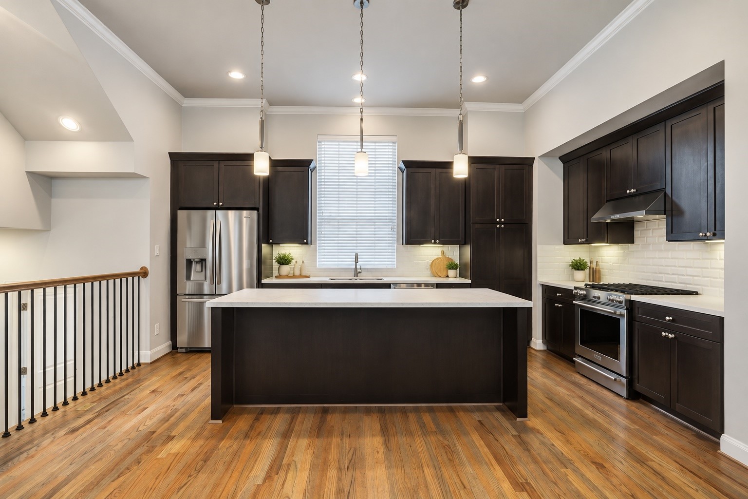 1040 W 26 Street, #B, Houston, TX 77008