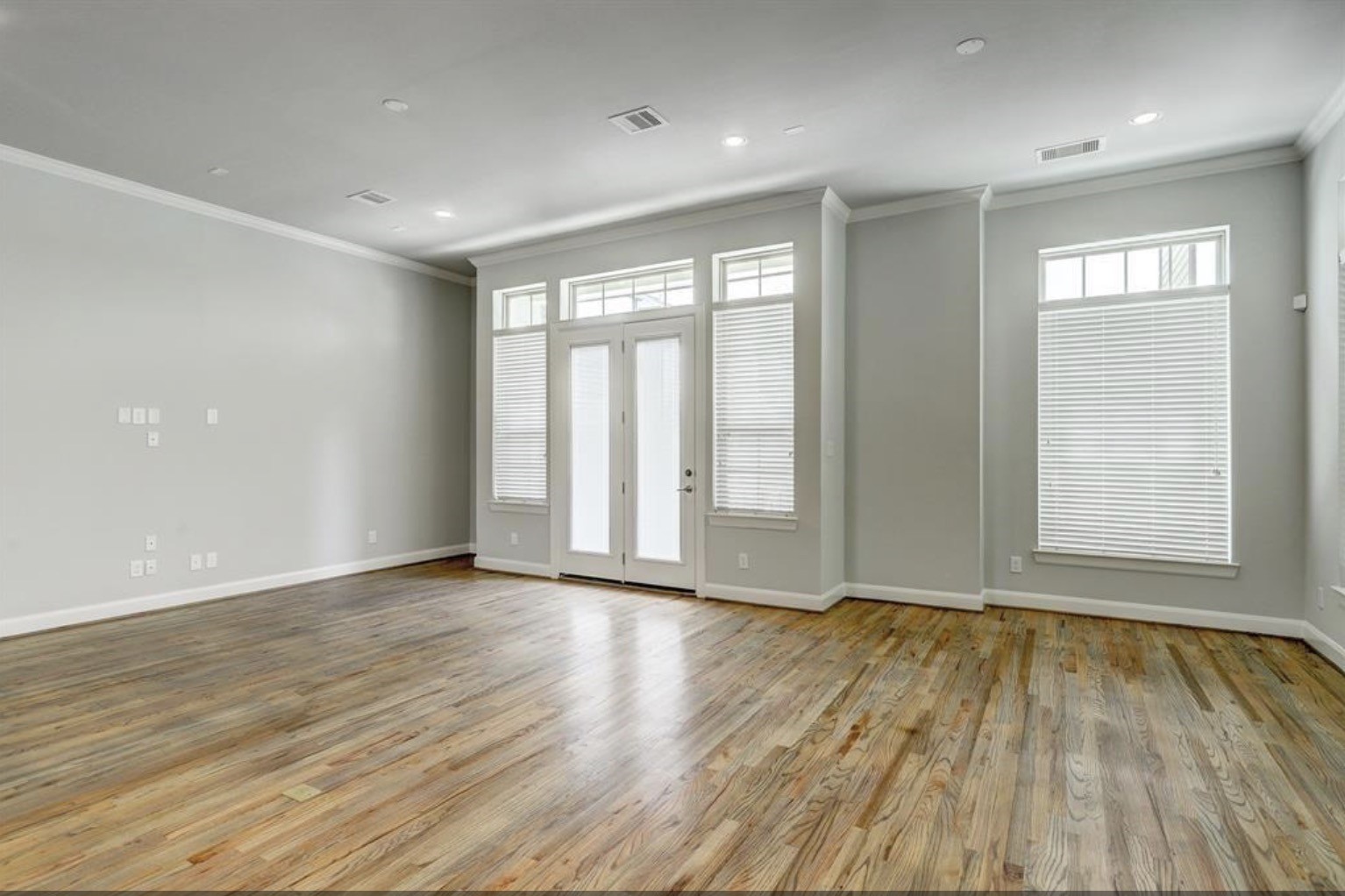1040 W 26 Street, #B, Houston, TX 77008