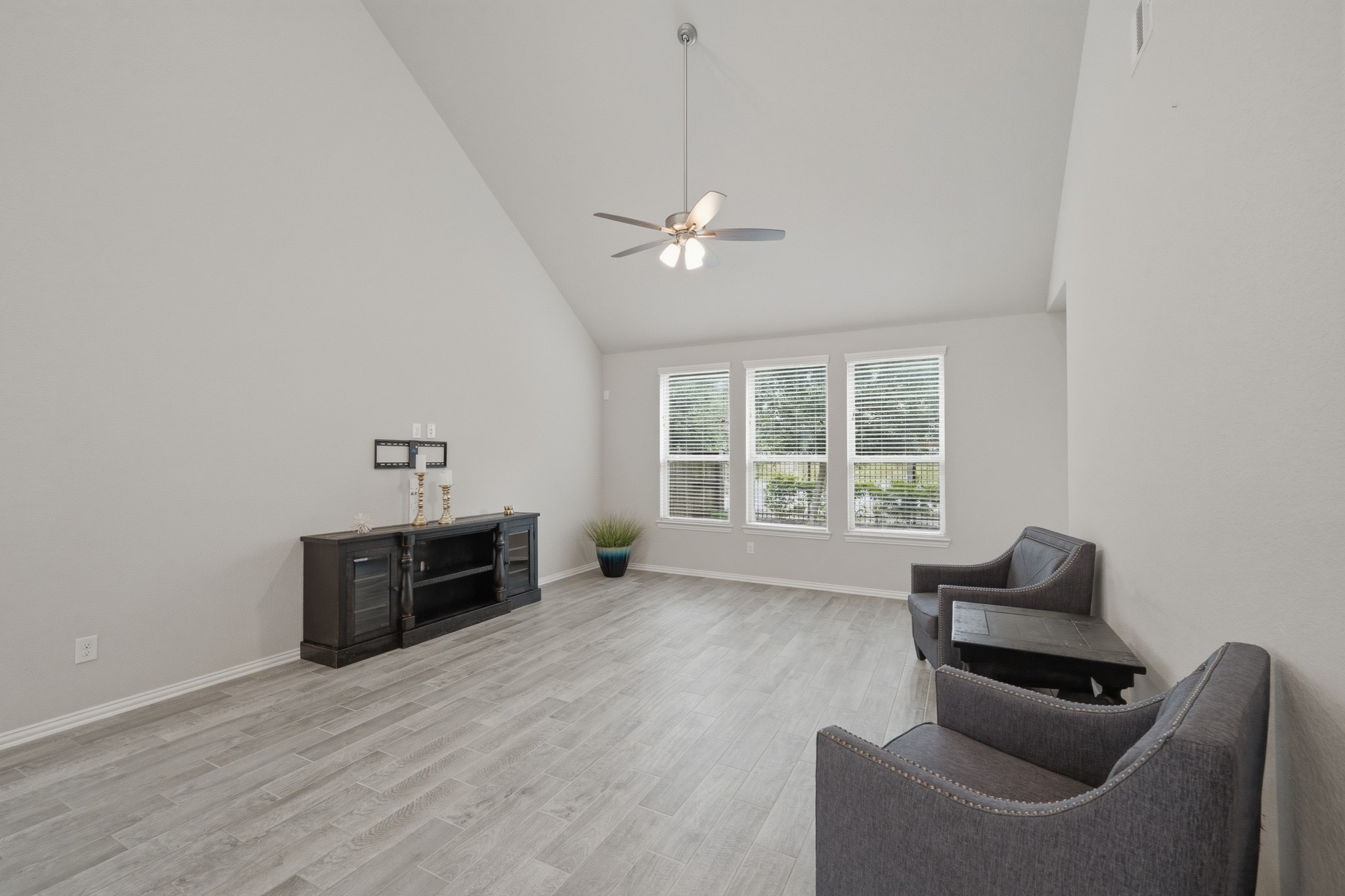 10602 Wagner Street, Rosharon, TX 77583