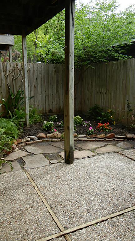 Another patio view; room for dining al fresco!