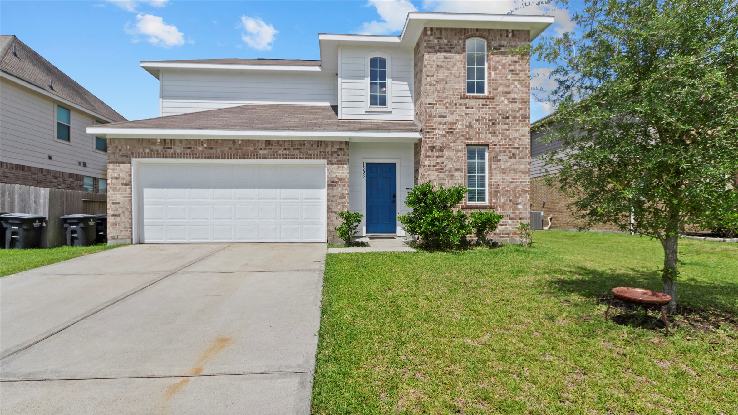 Welcome to 1503 Barras Street, which sits on nearly one third of an acre!