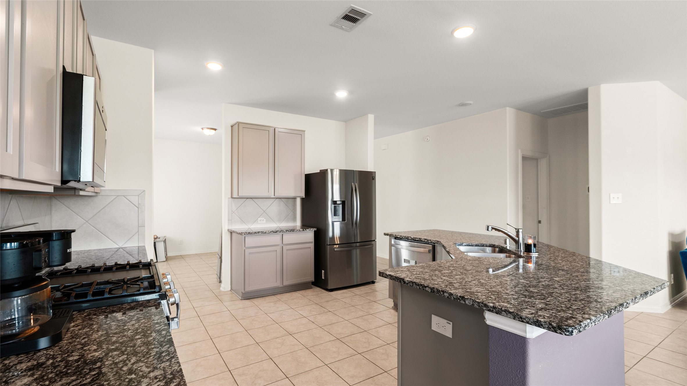 1503 Barras Street, Alvin, TX 77511