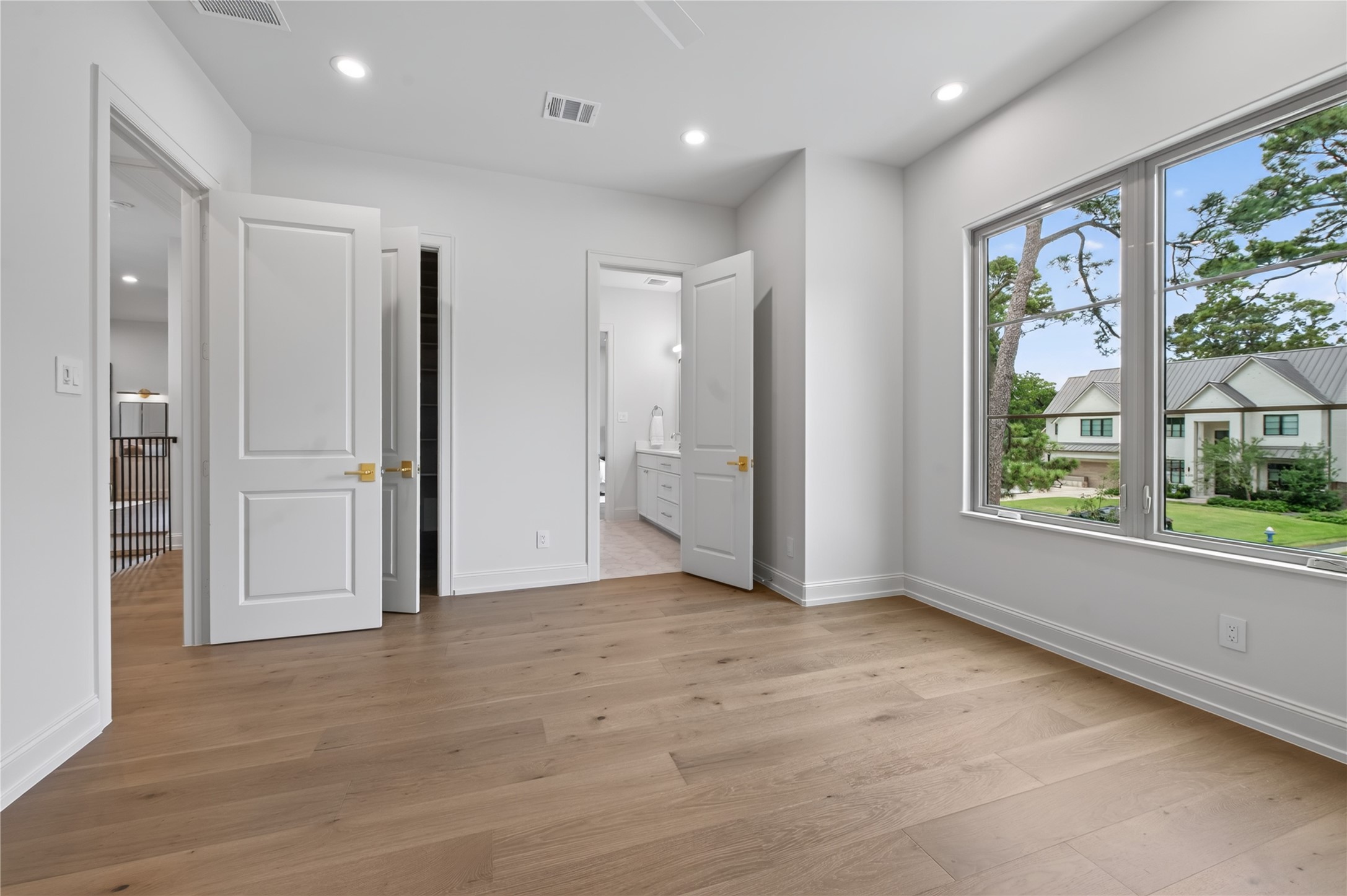 515 W 33rd Street, Houston, TX 77018